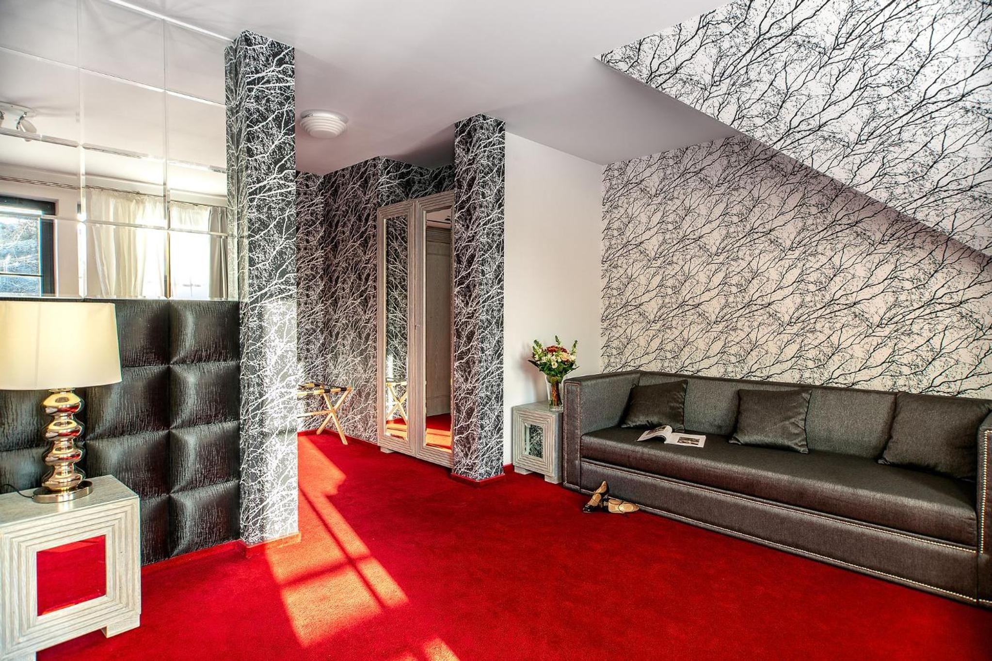 Apartment - Photo 8