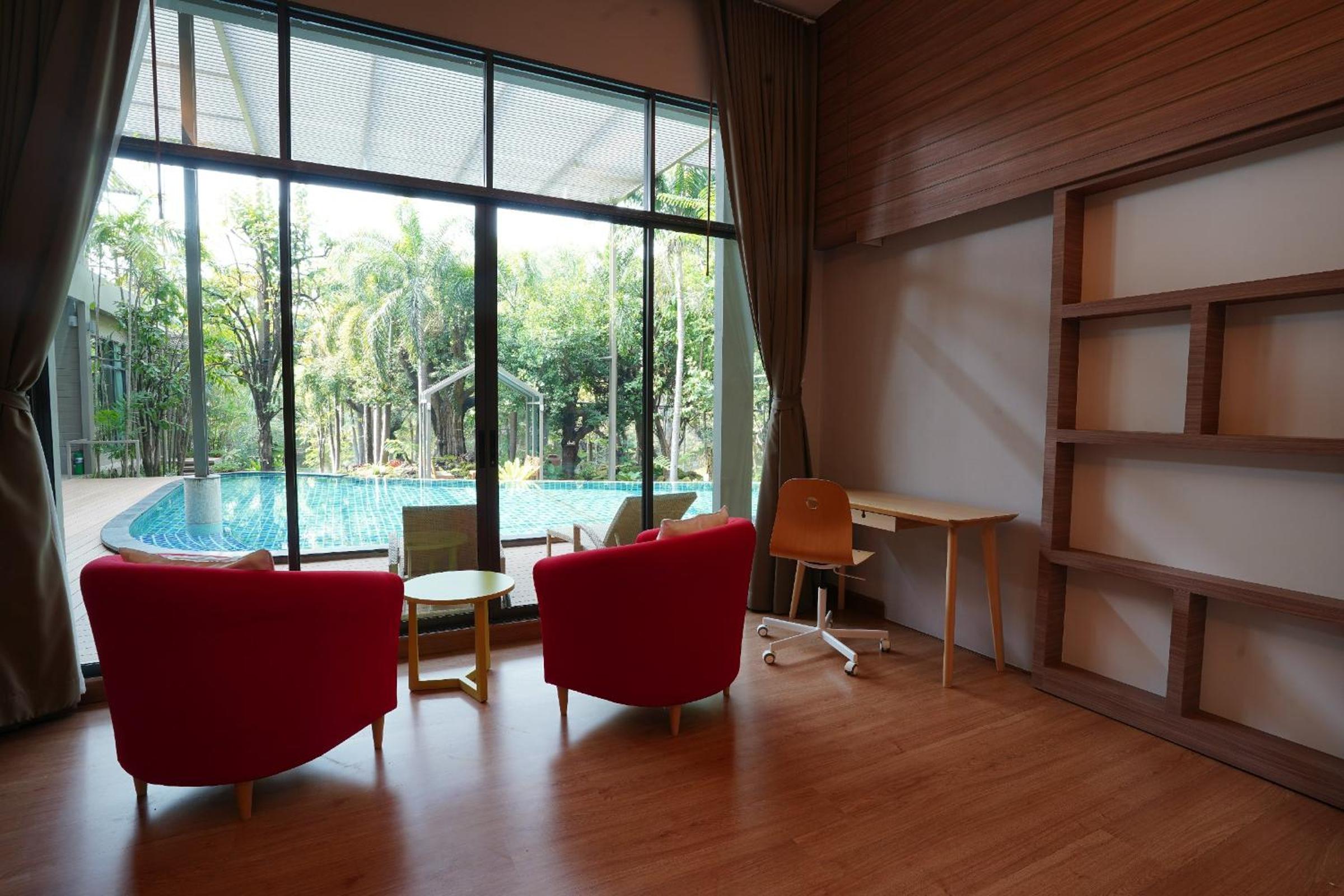 Deluxe Double Room with Pool Access - Photo 1