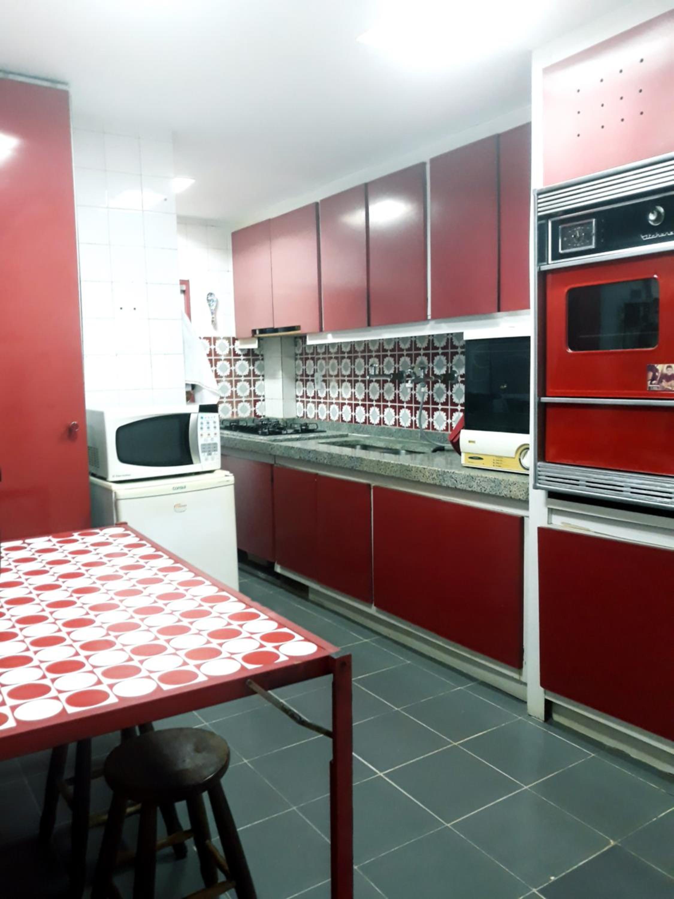 Three-Bedroom Apartment - Photo 2