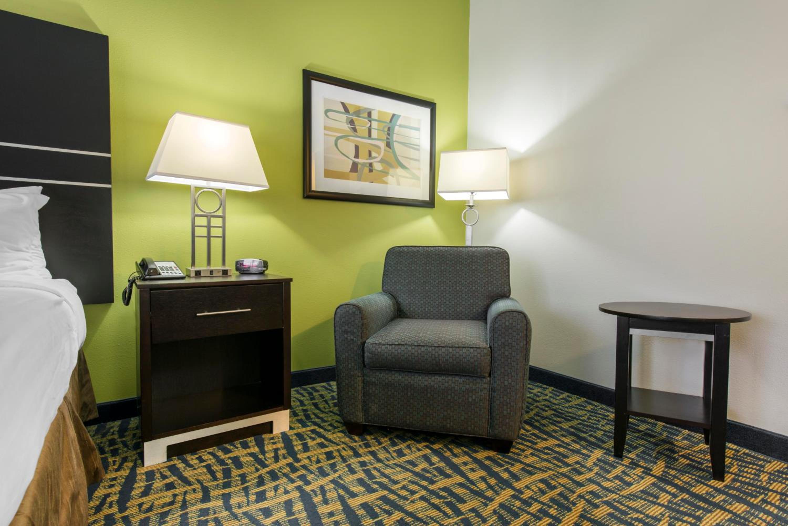 King Suite - Photo 4