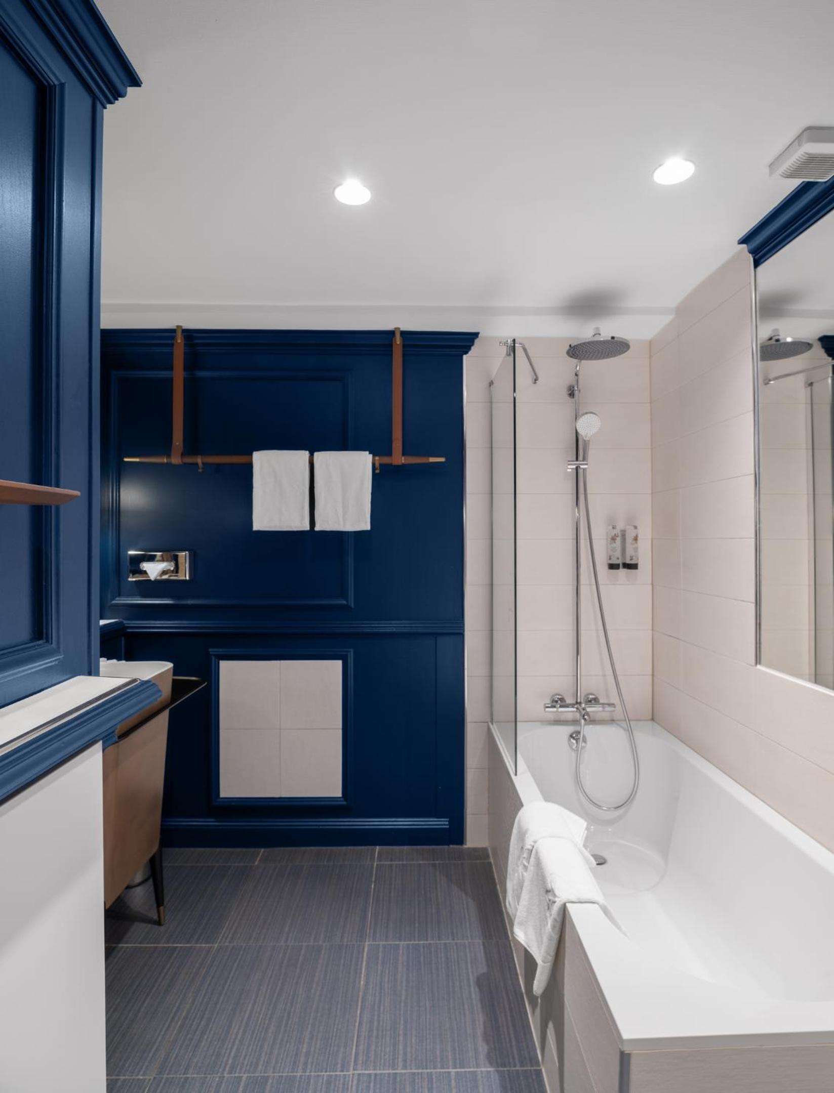 Superior Double Room "Les Montagnes" - Photo 4