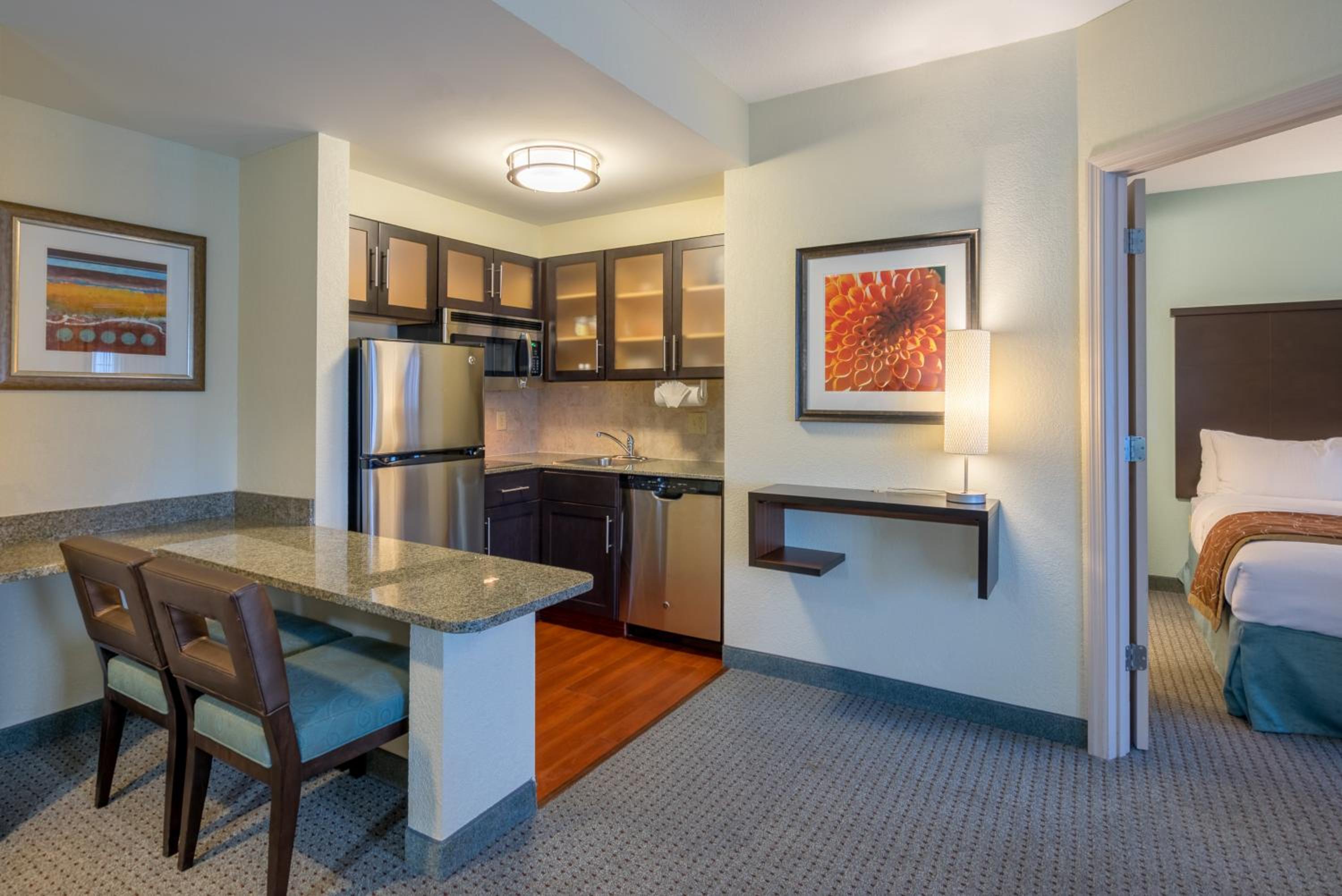 One-Bedroom Double Suite