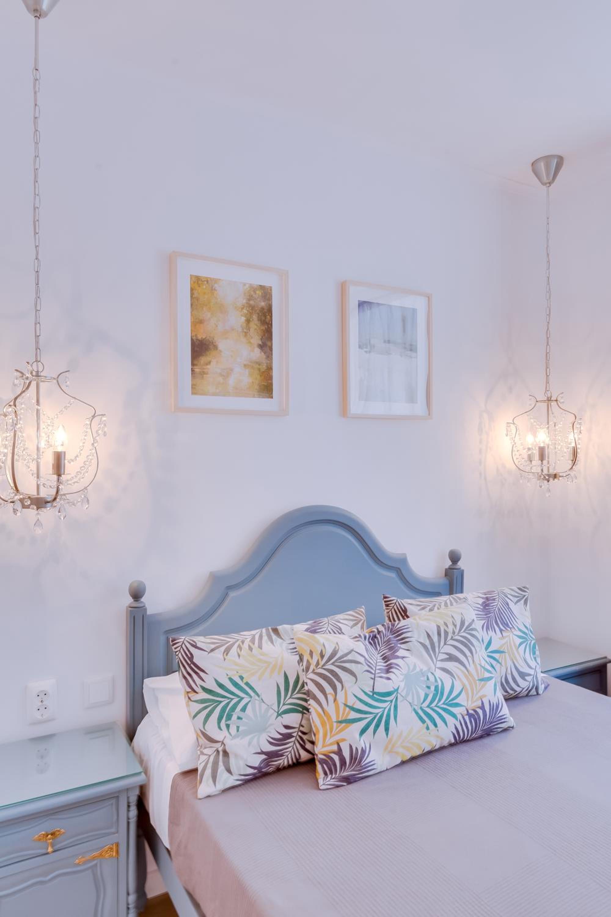 Standard Suite - Photo 2