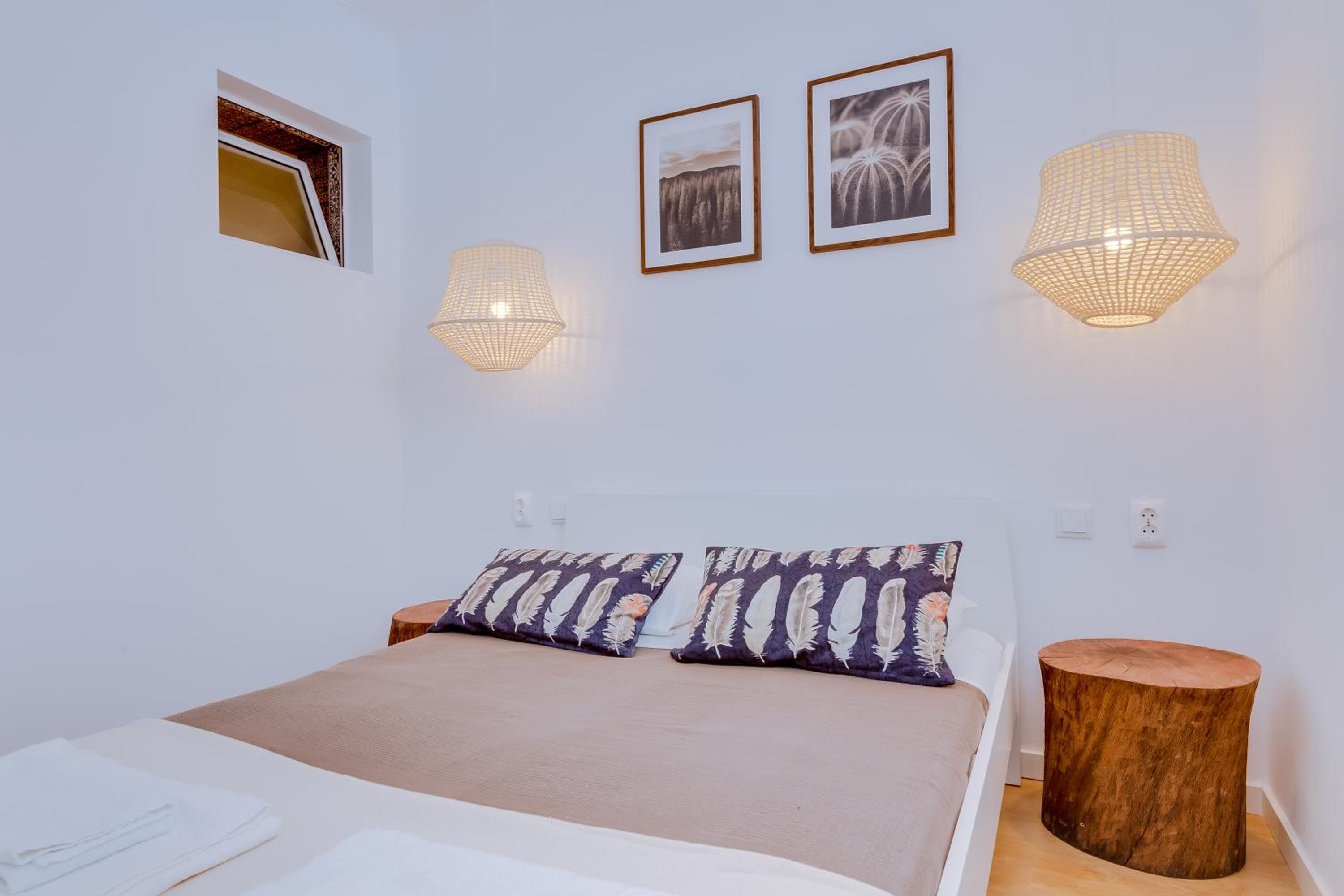 One-Bedroom Suite - Photo 2