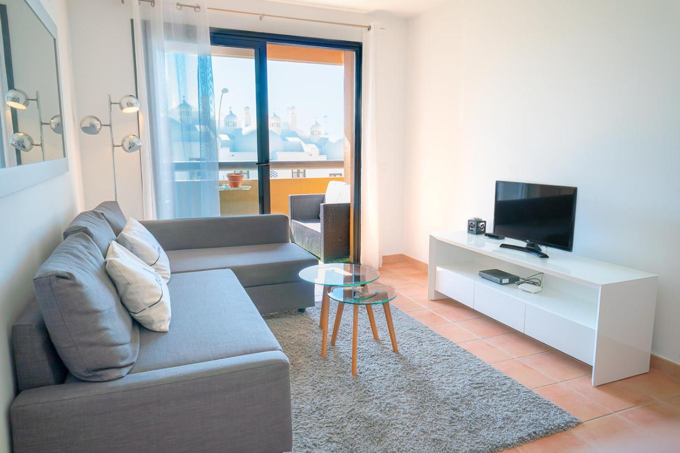 Apartment - Photo 14