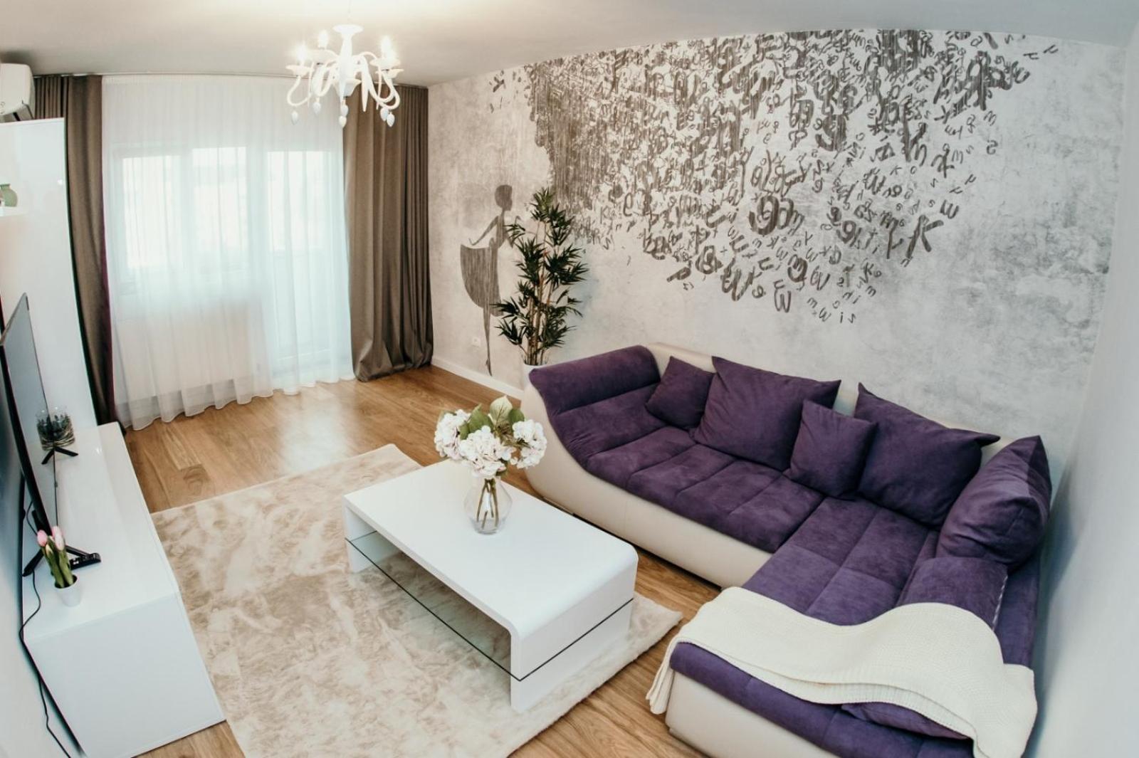 One-Bedroom Apartment - Photo 1