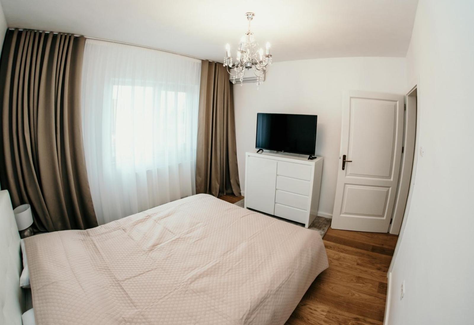 One-Bedroom Apartment - Photo 10