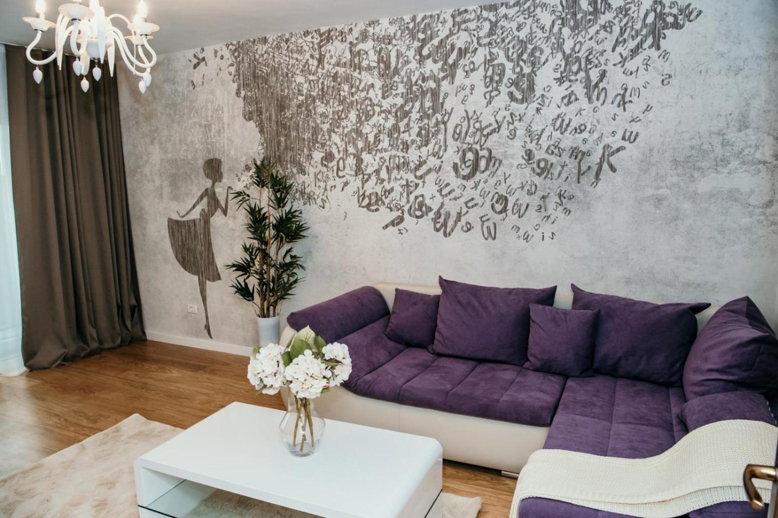 One-Bedroom Apartment - Photo 16