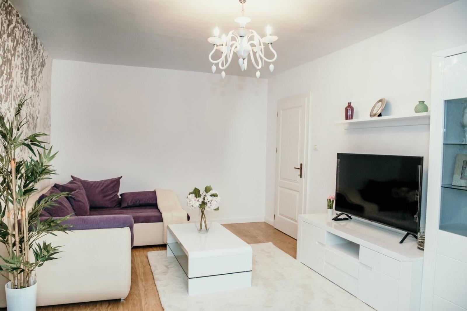 One-Bedroom Apartment - Photo 26