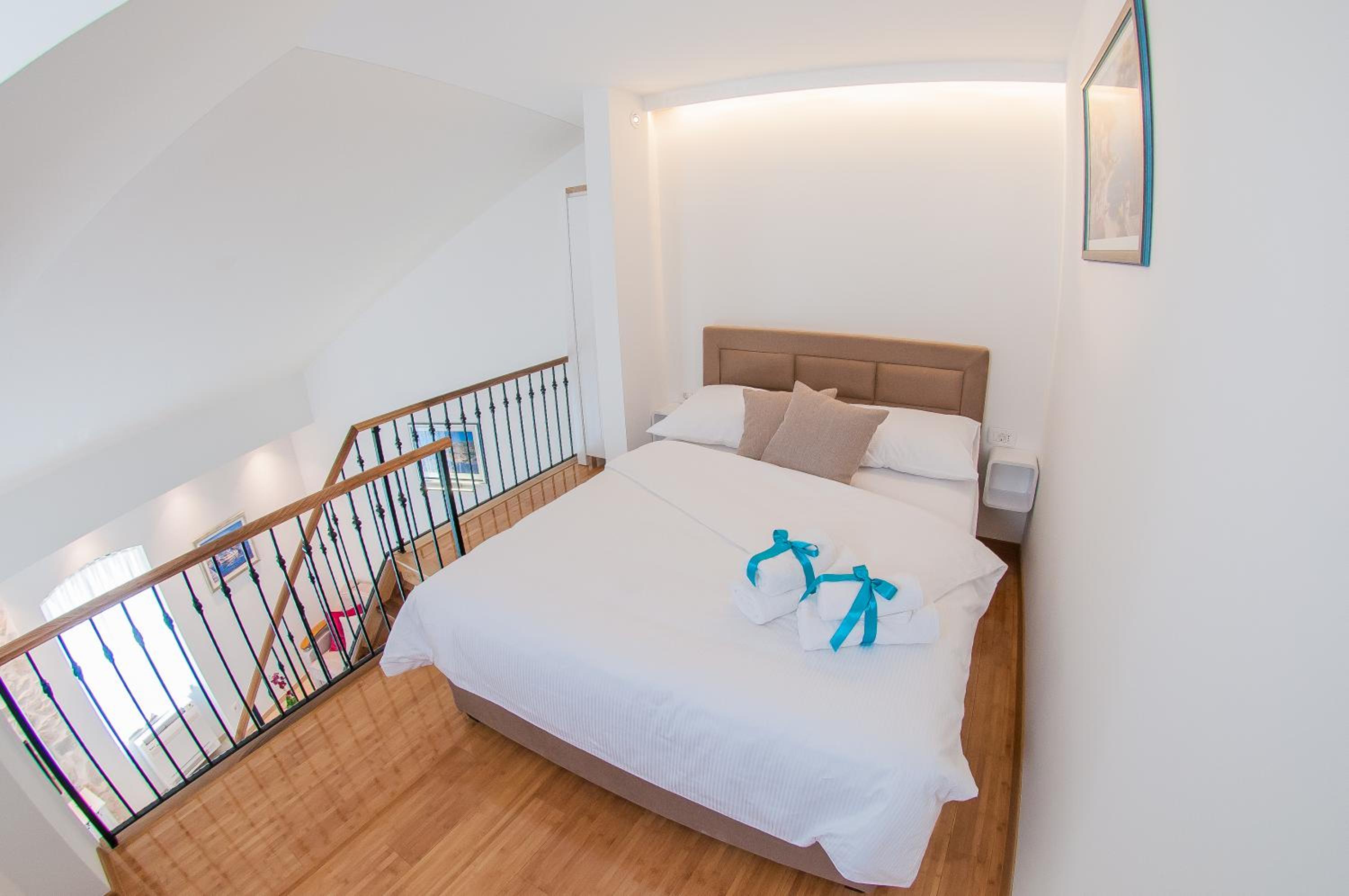 Studio Apartment with Sea View