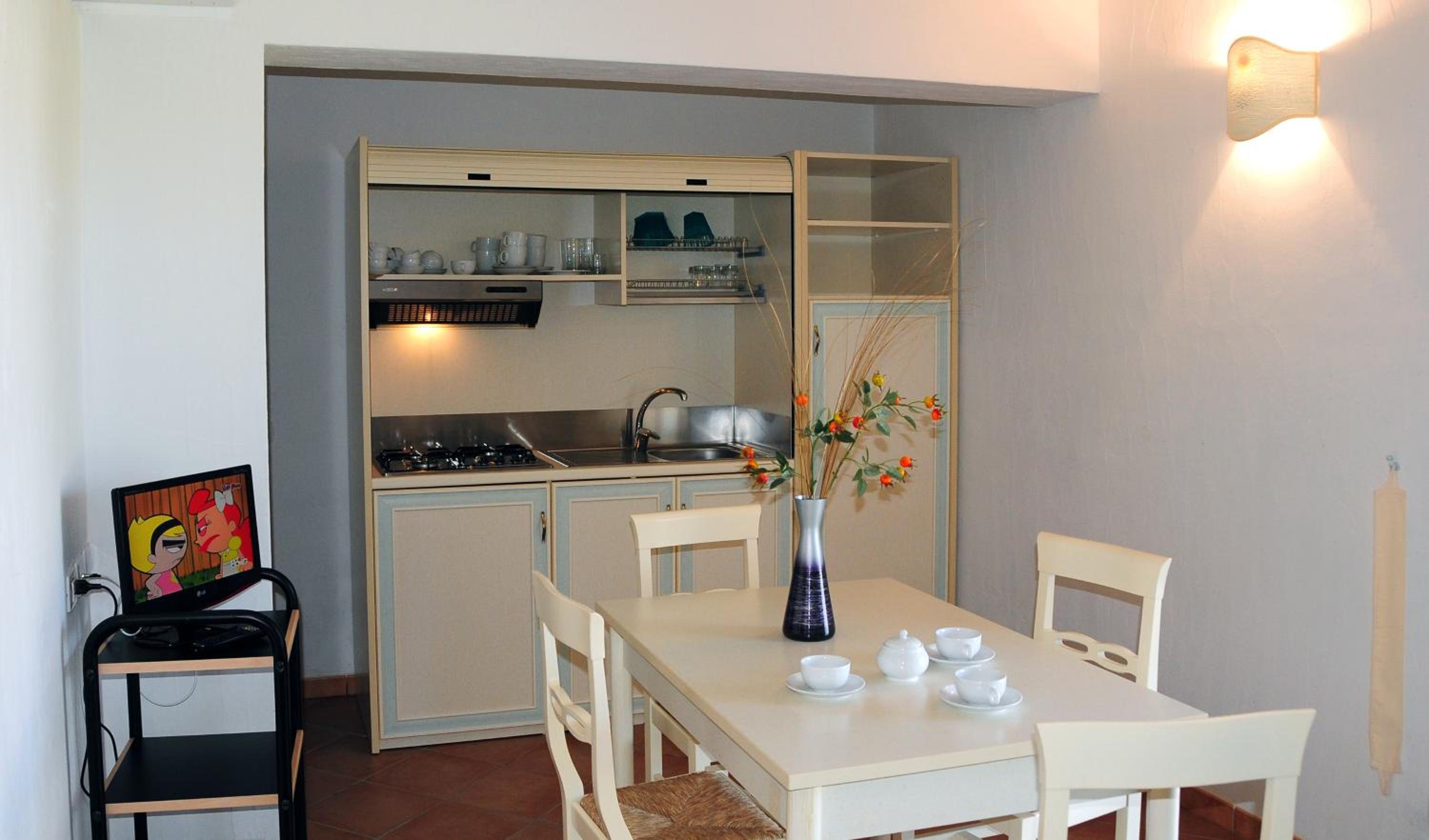 One-Bedroom Apartment (4 Adults) photo 2