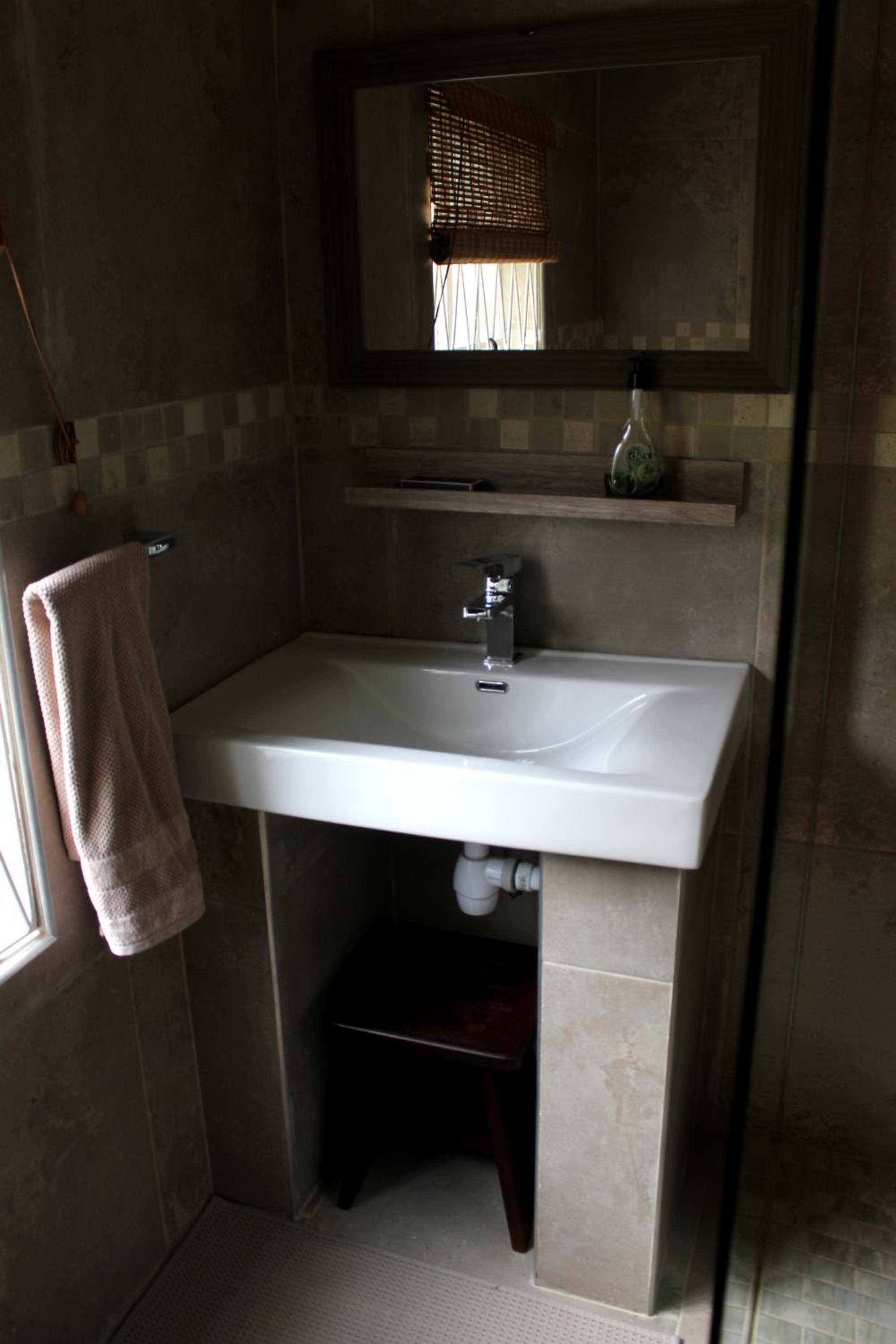 Twin/Double Room - Photo 6