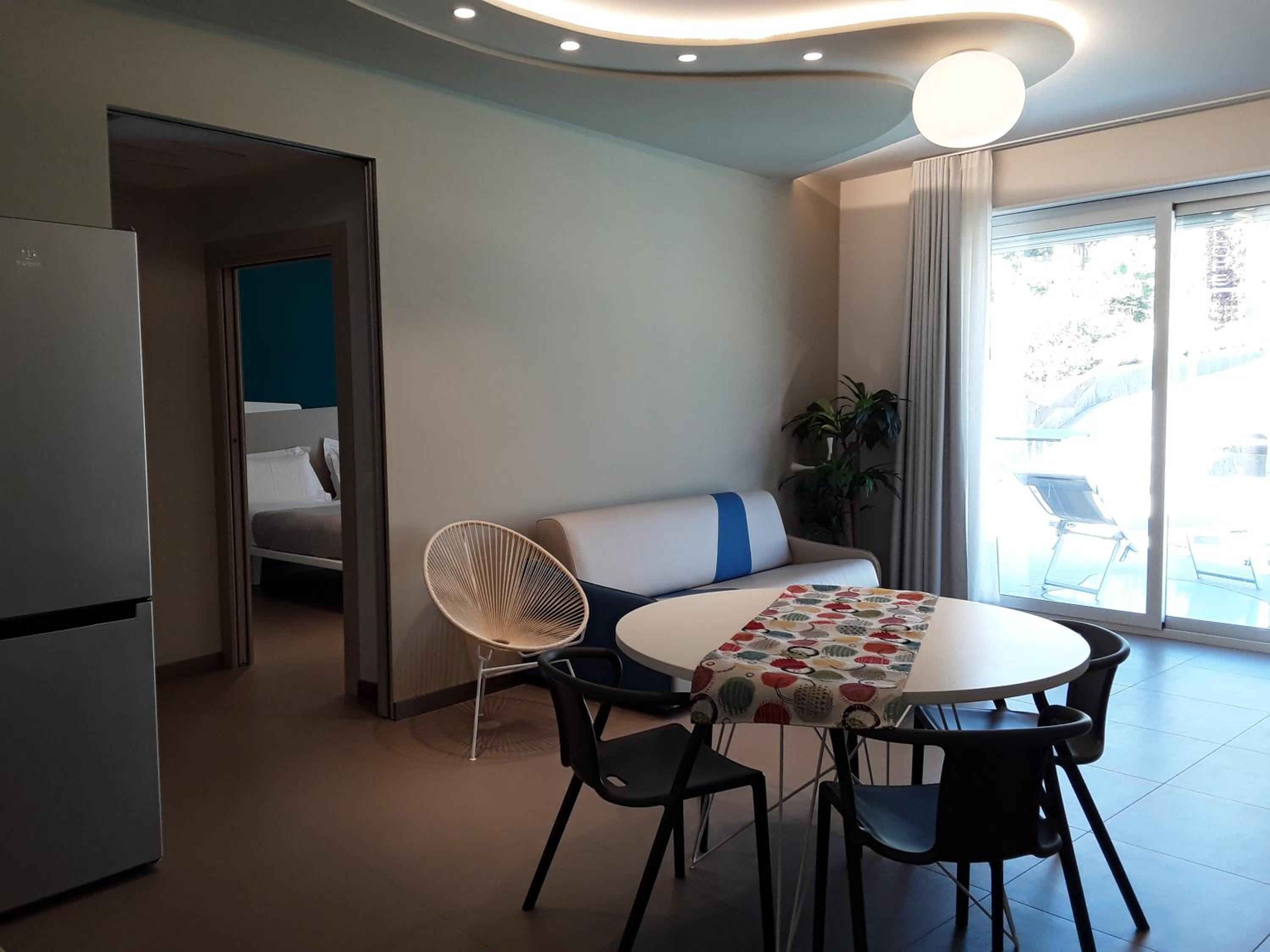 Deluxe Apartment with Pool View photo 3