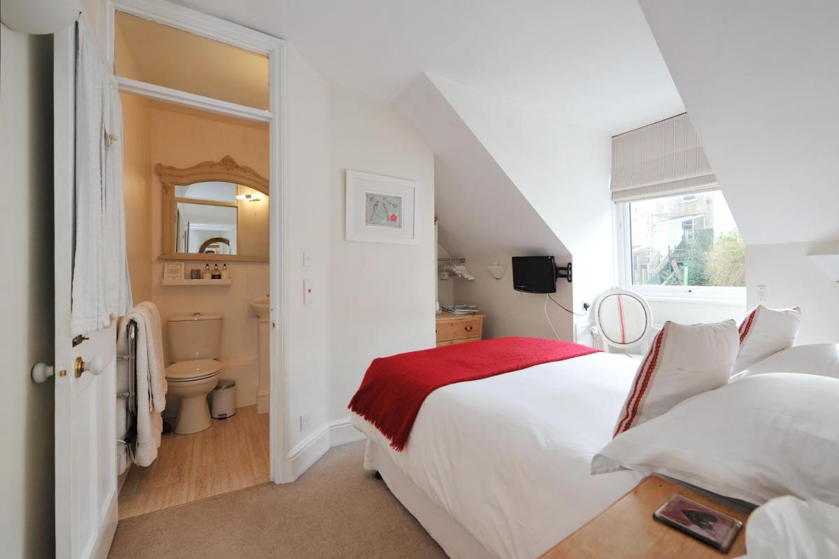 Small Double Room