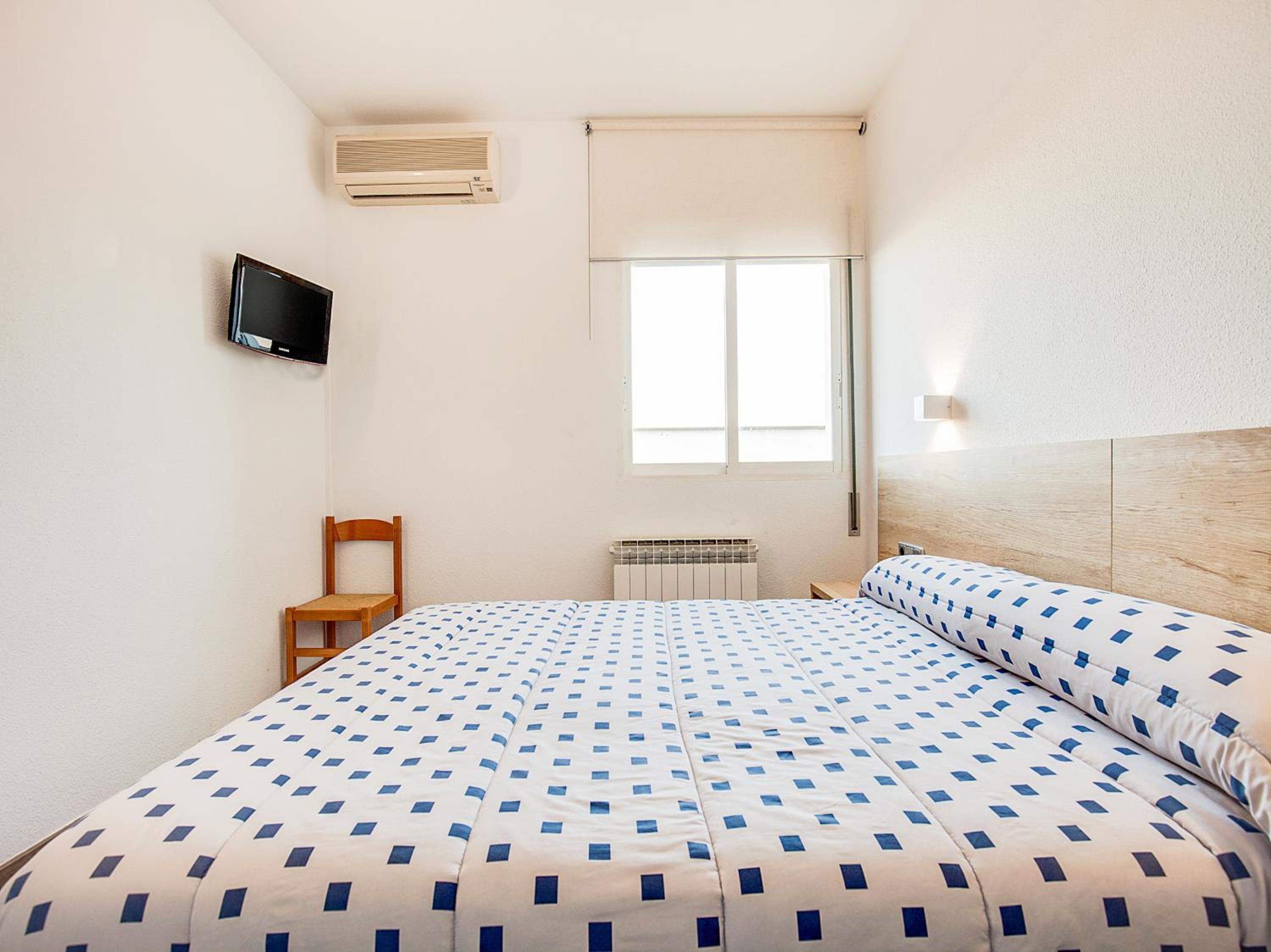 Double Room - Photo 3