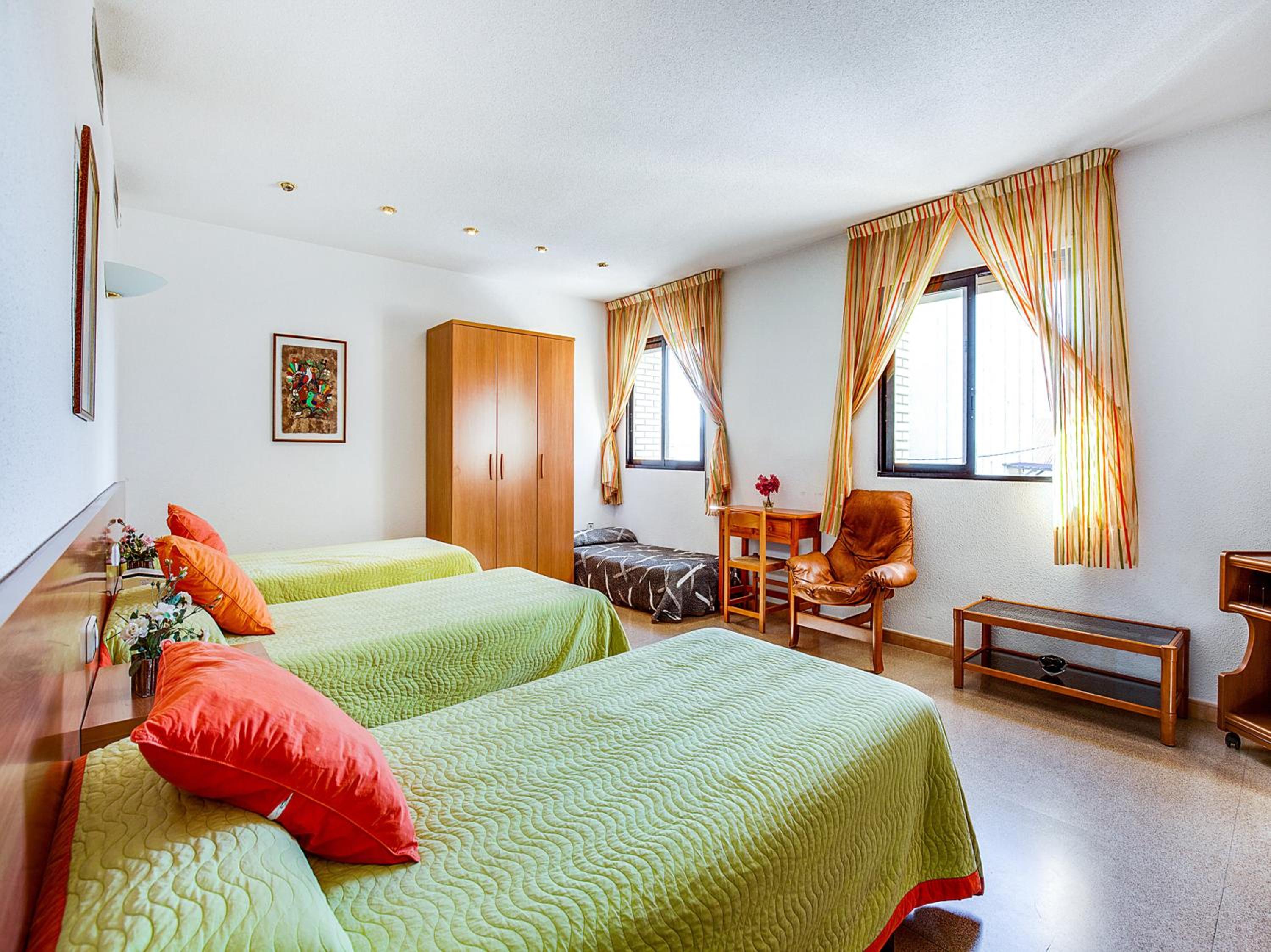 Triple Room - Photo 5