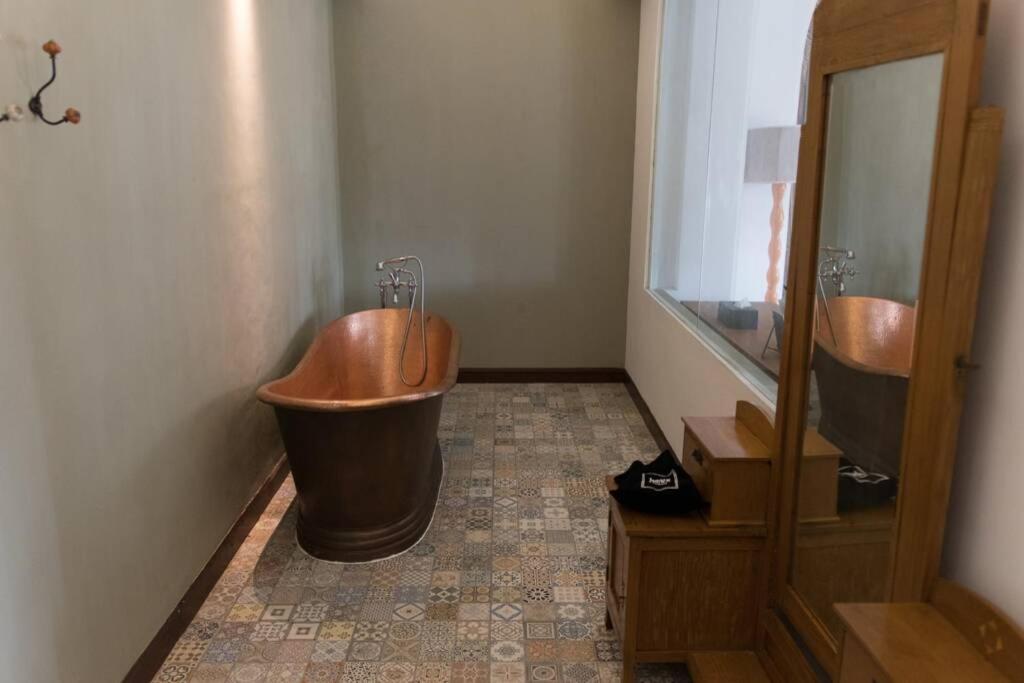 One-Bedroom Apartment - Photo 14