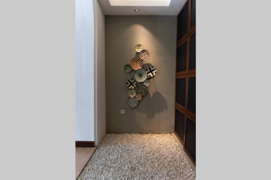 One-Bedroom Apartment - Photo 12