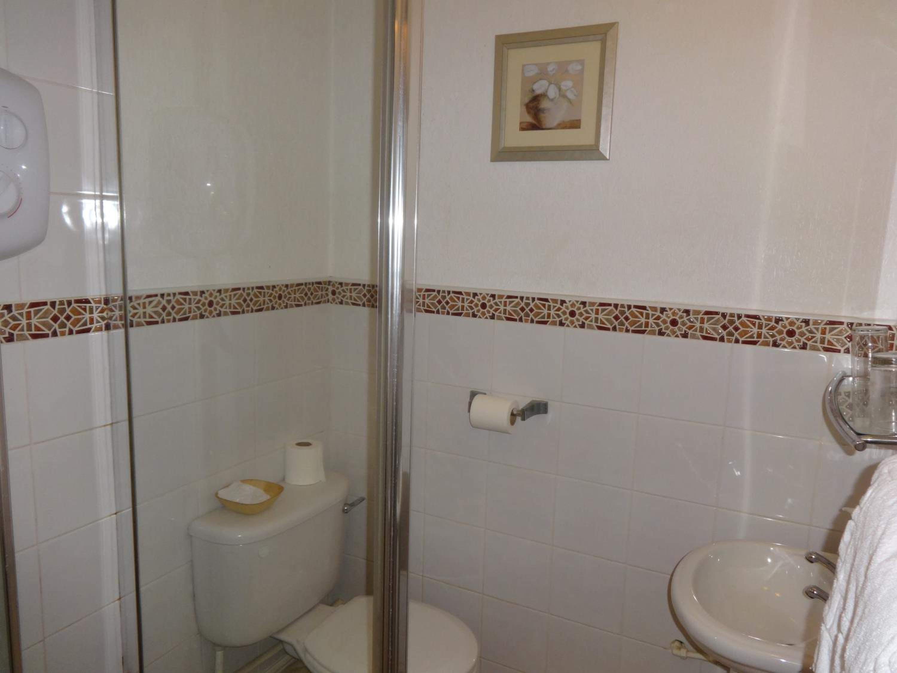 Single Room with Private External Bathroom photo 2