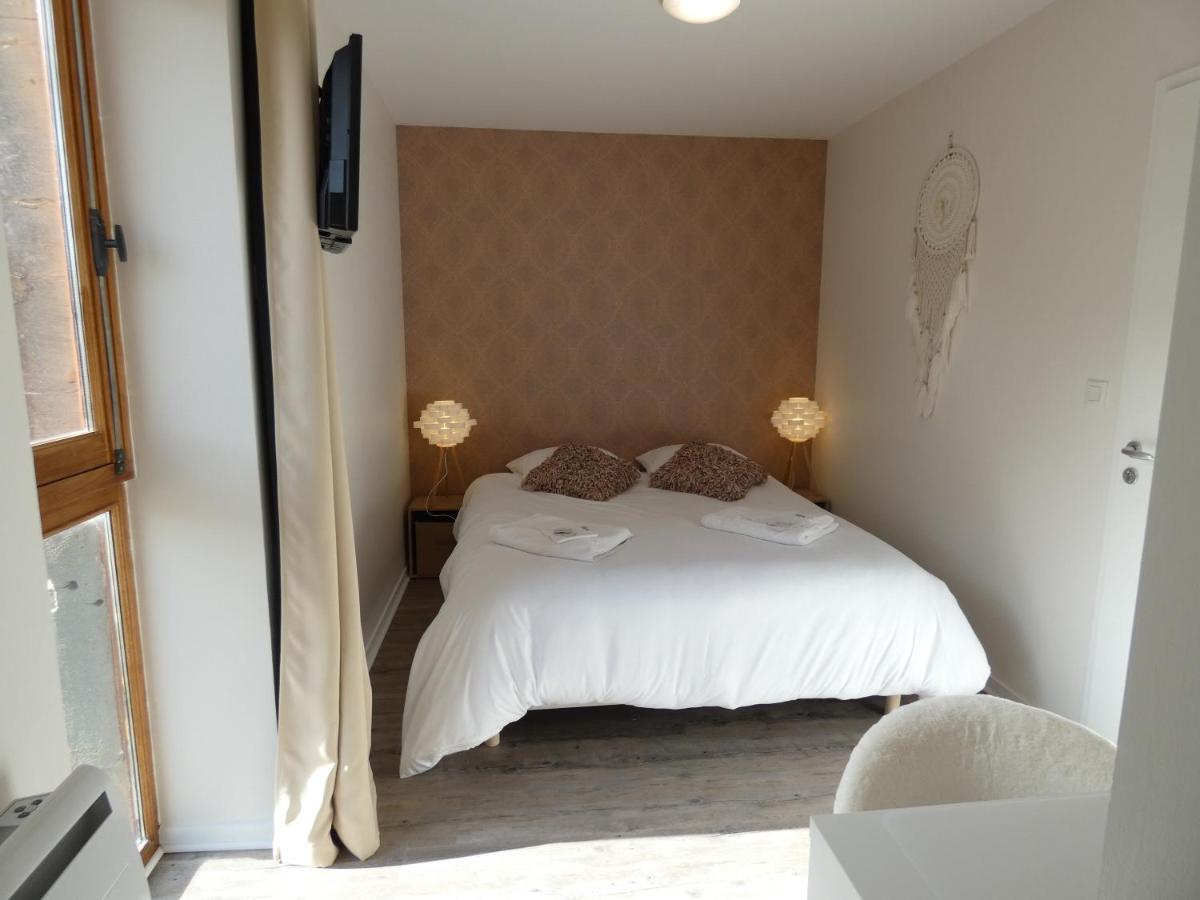 Double Room - Photo 6