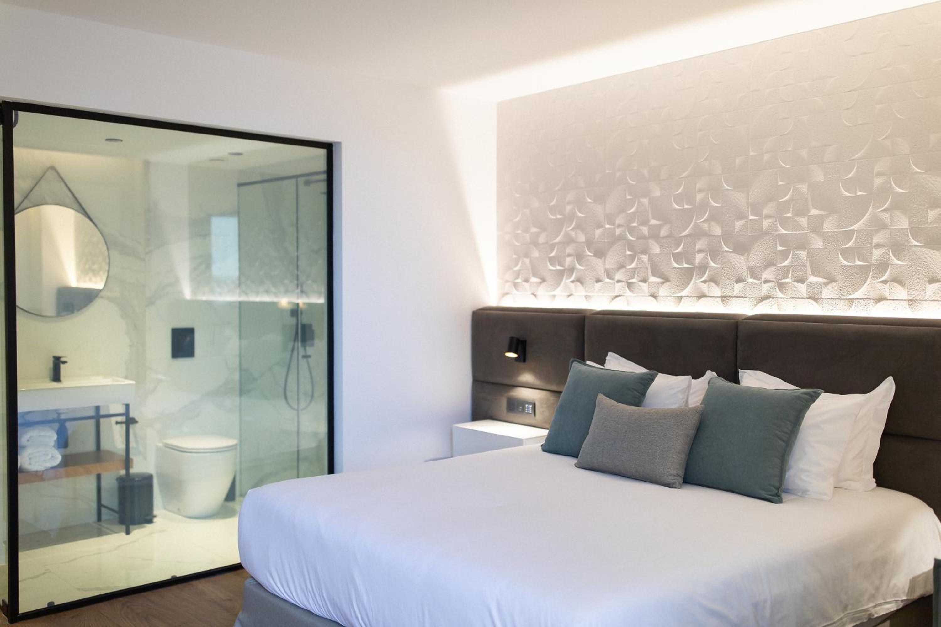 Junior Suite - Photo 11