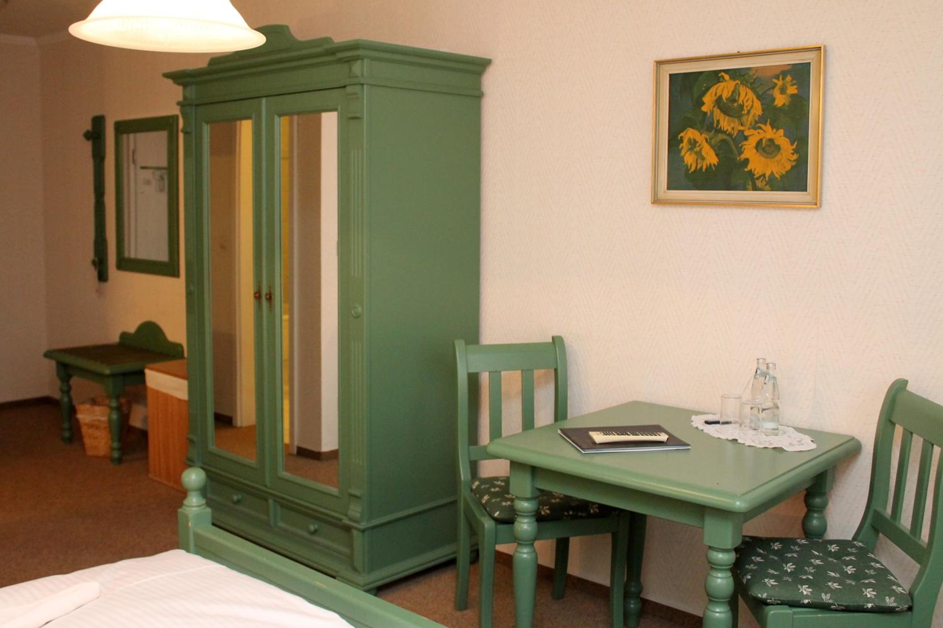 Double Room with Garden View - Photo 7