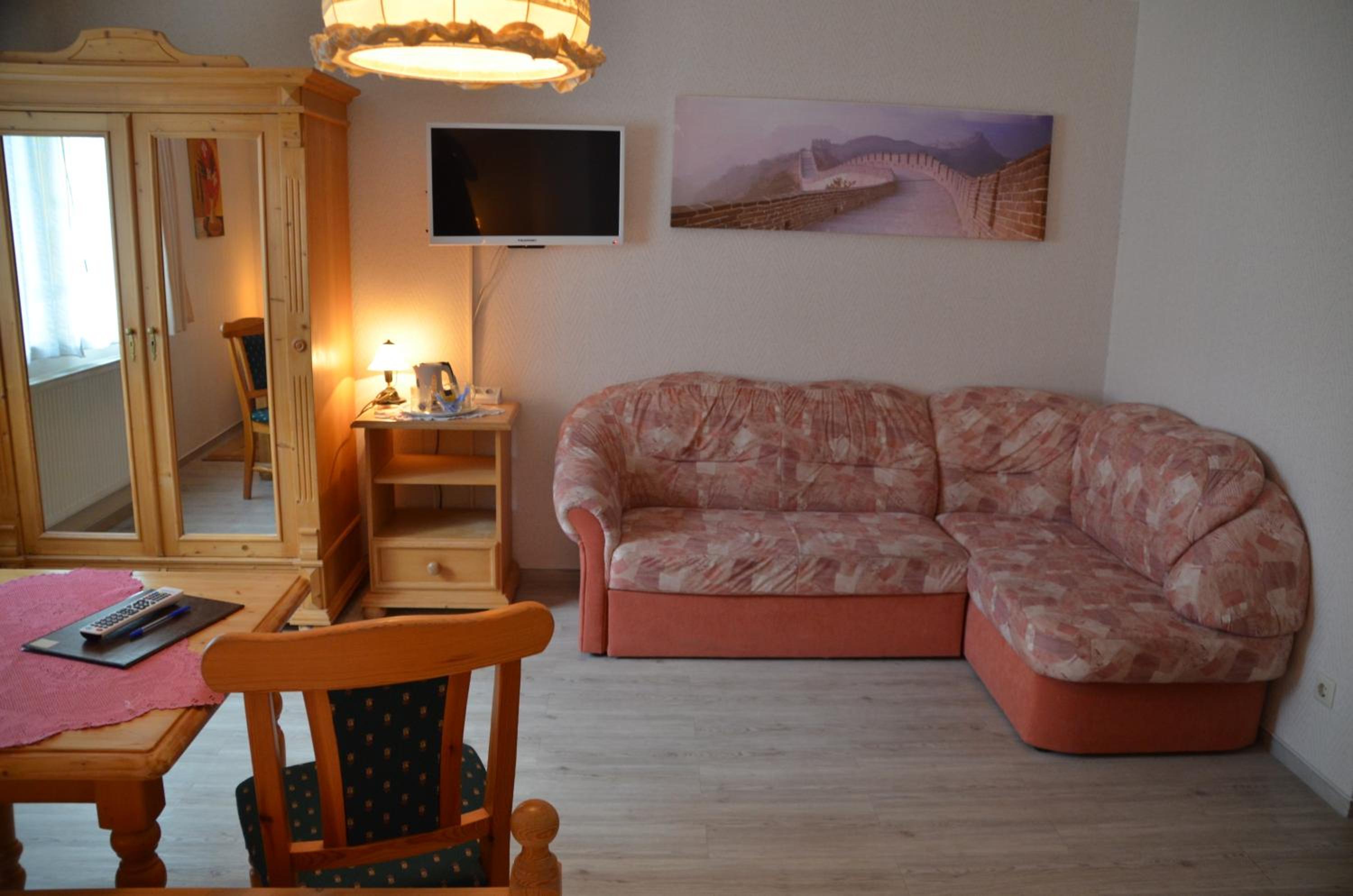 Double Room with Garden View - Photo 2