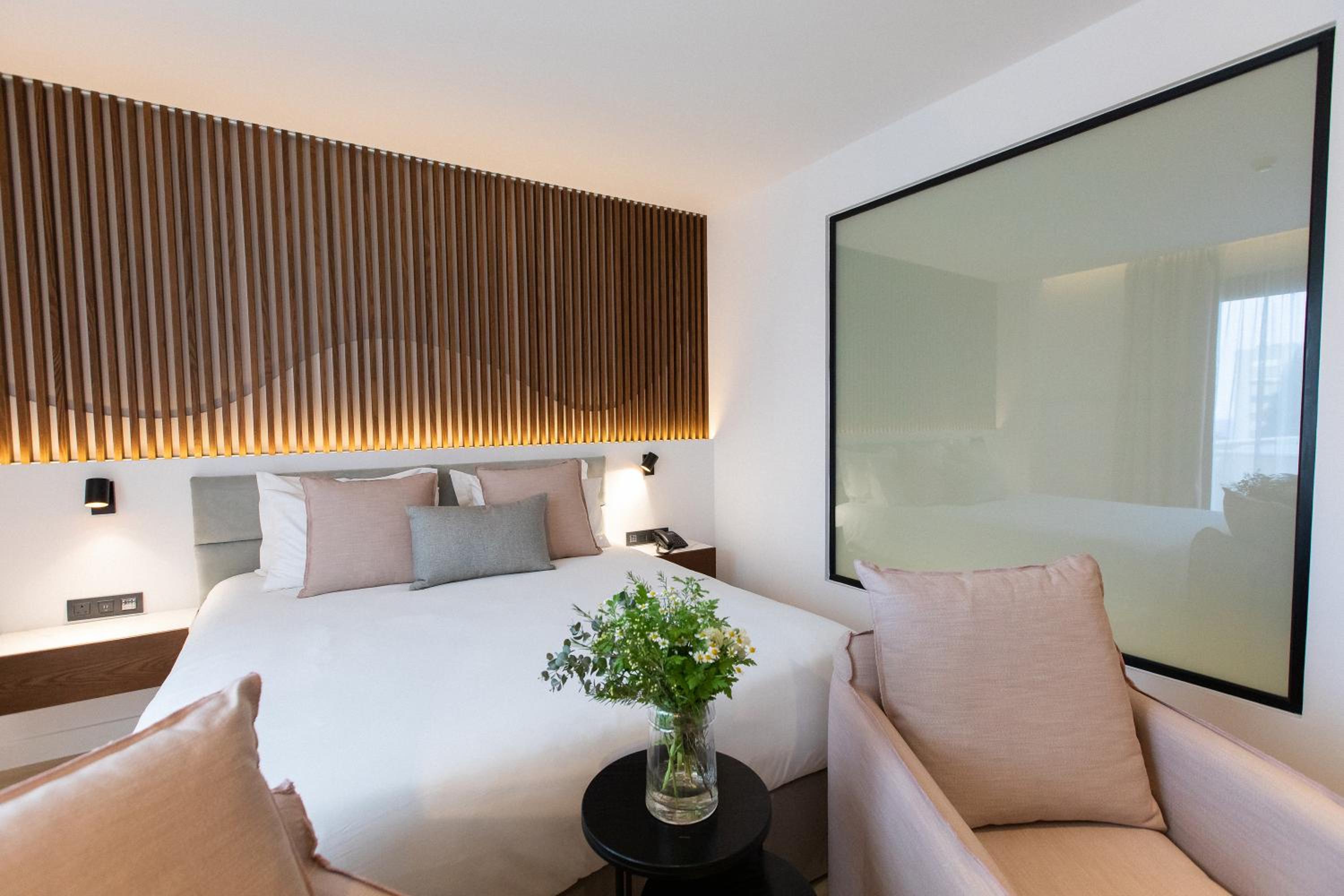 Junior Suite City View - Photo 6