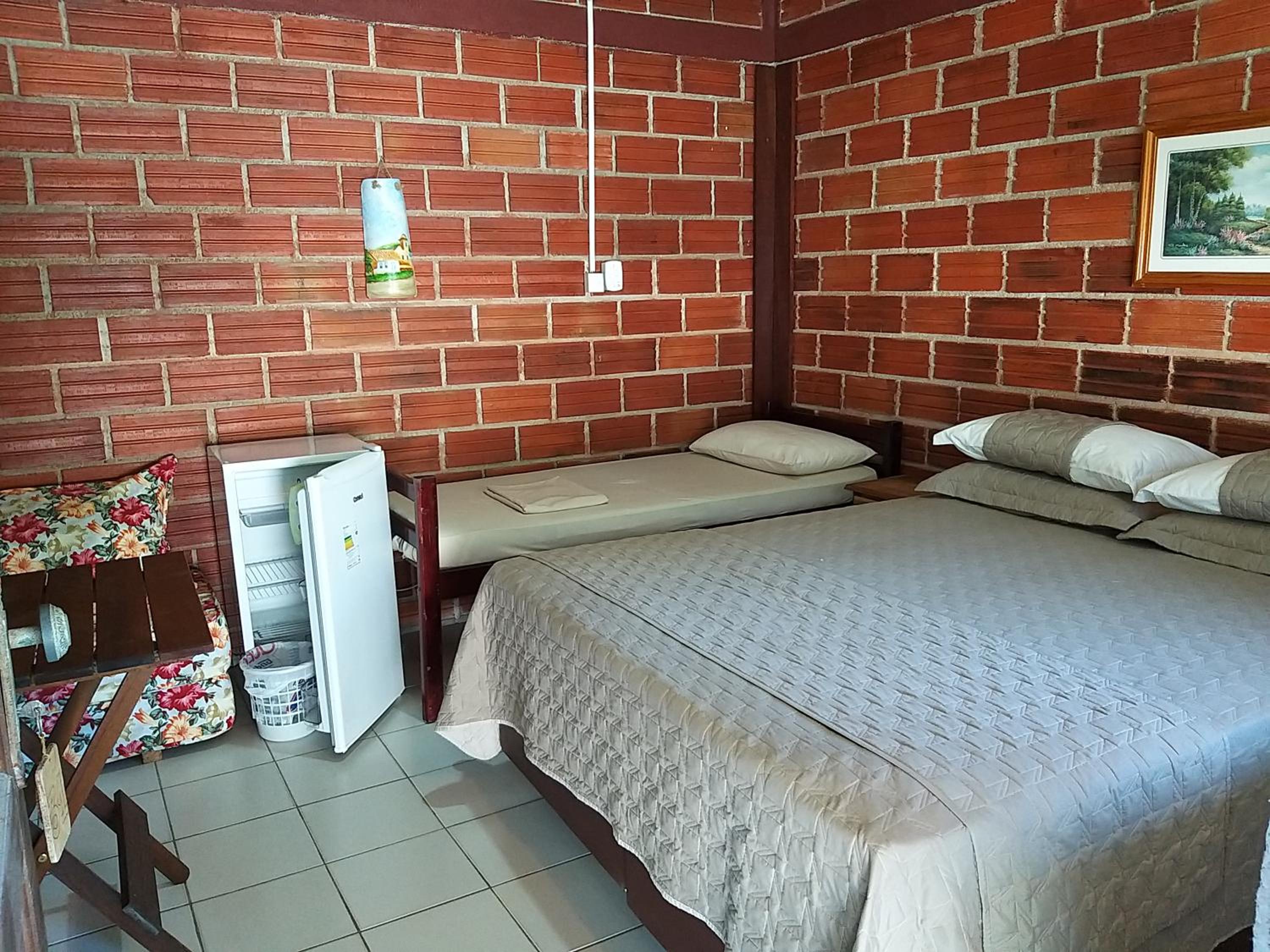 Standard Triple Room - Photo 4