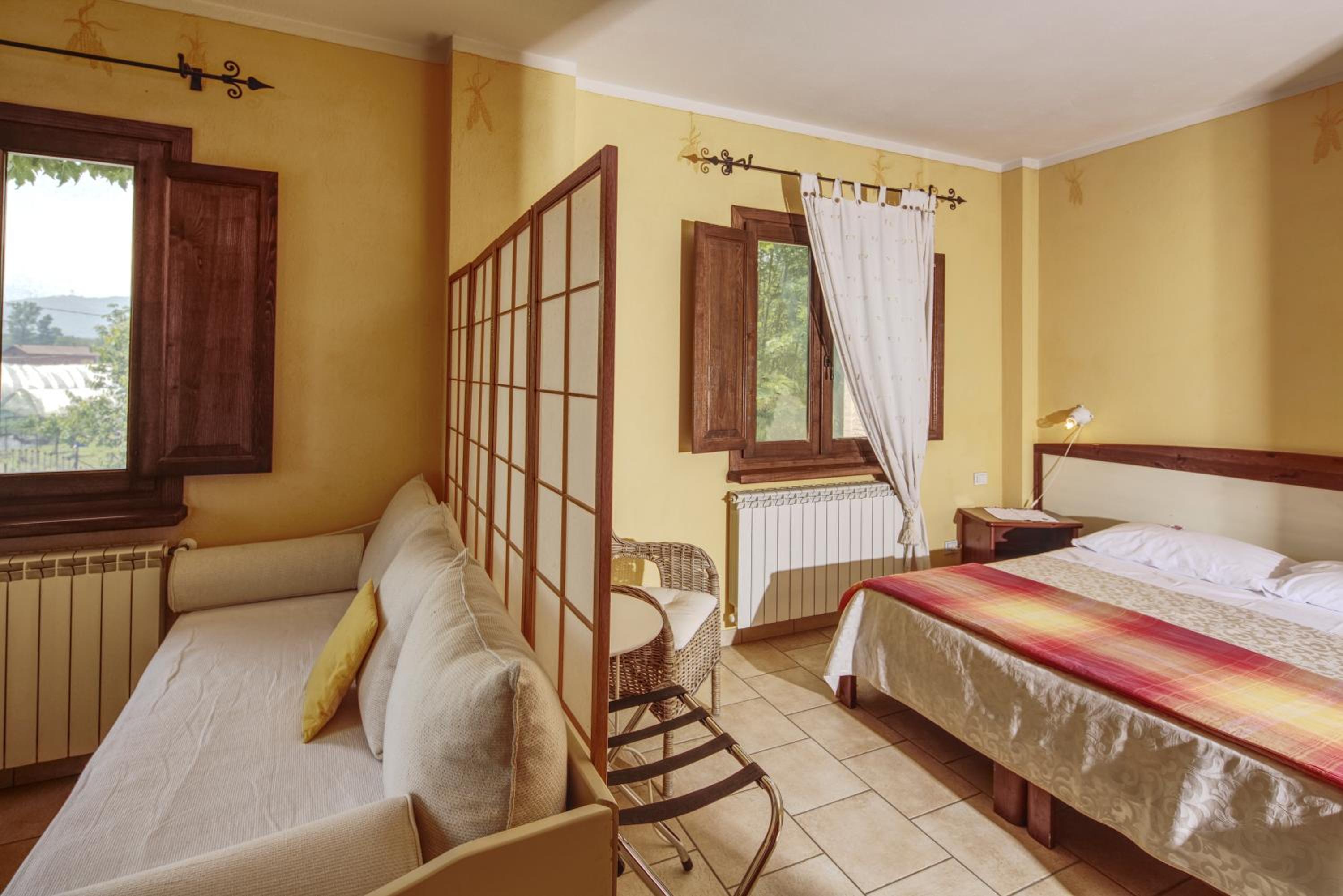 Deluxe Double or Twin Room photo 1