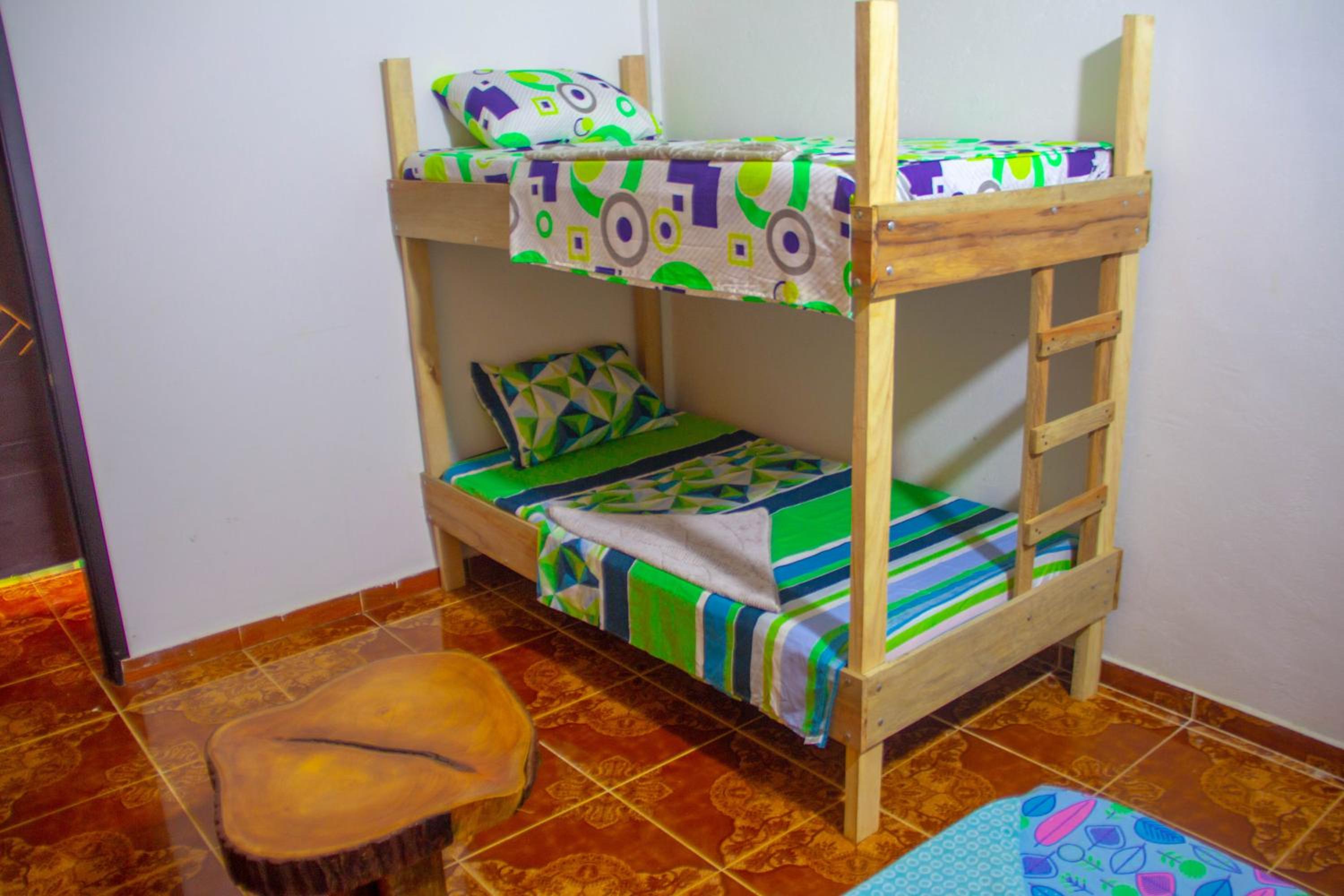 Bed in 4-Bed Mixed Dormitory Room photo 2