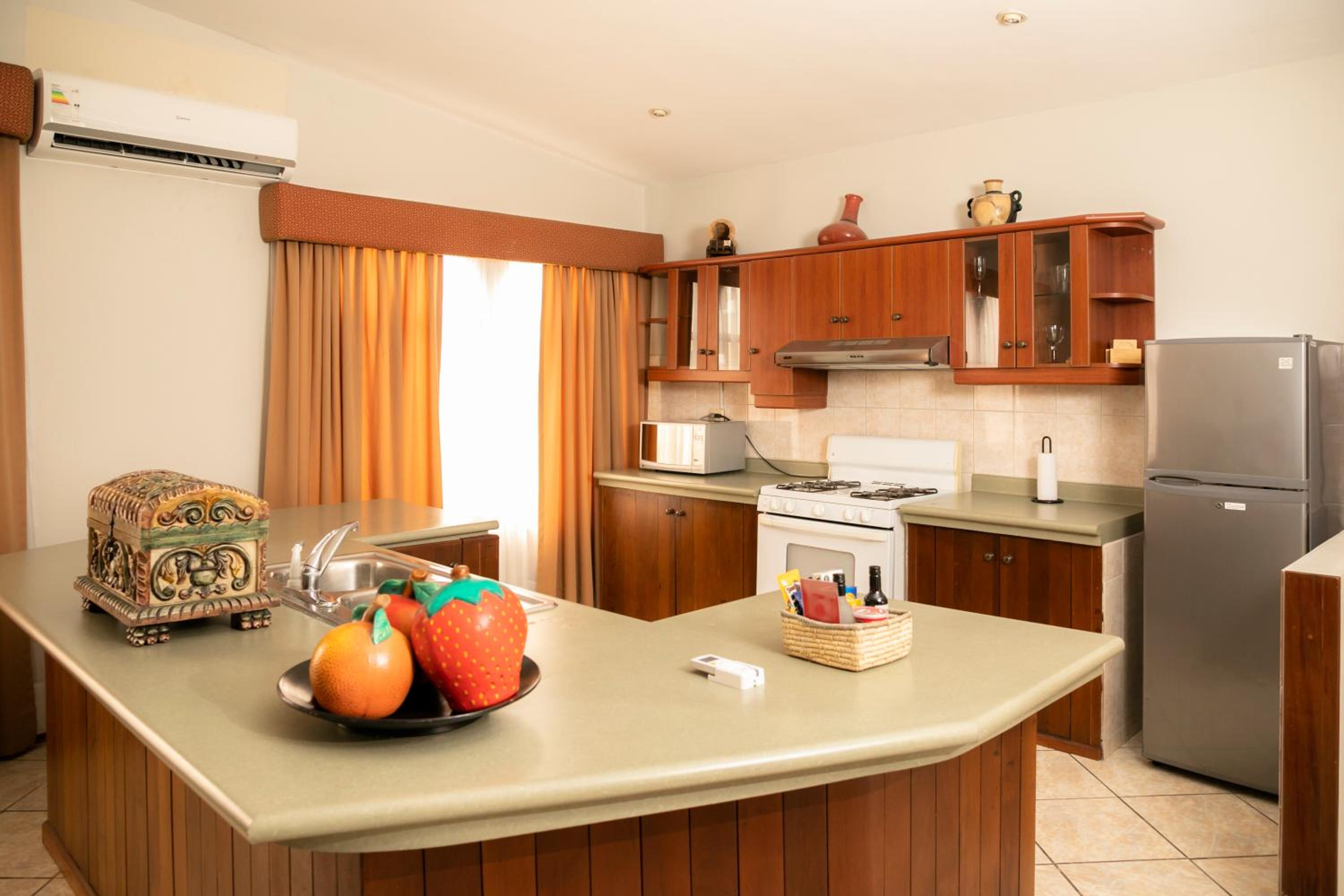 Deluxe Suite - Photo 4
