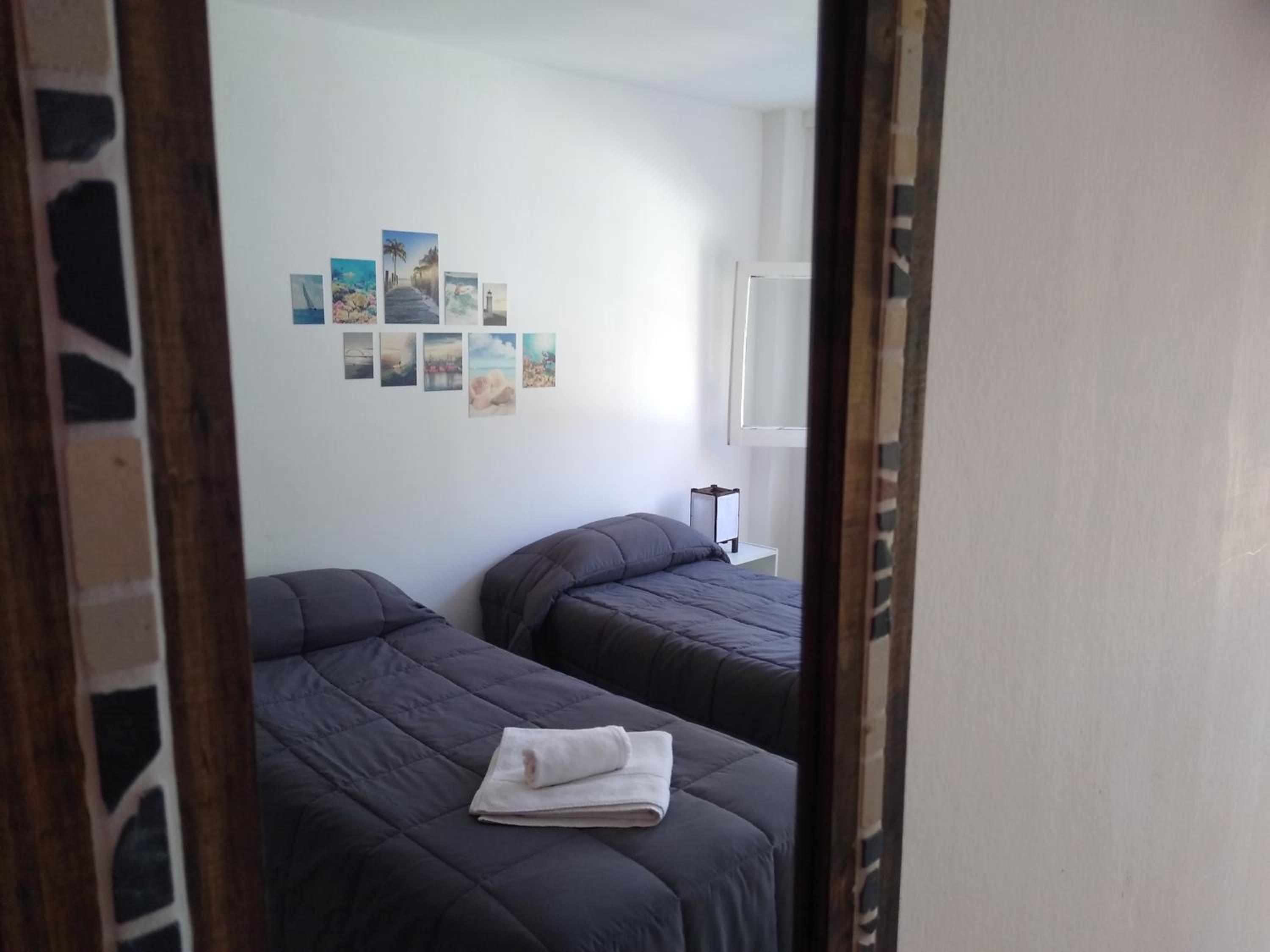 Twin Room With Private Bathroom photo 1