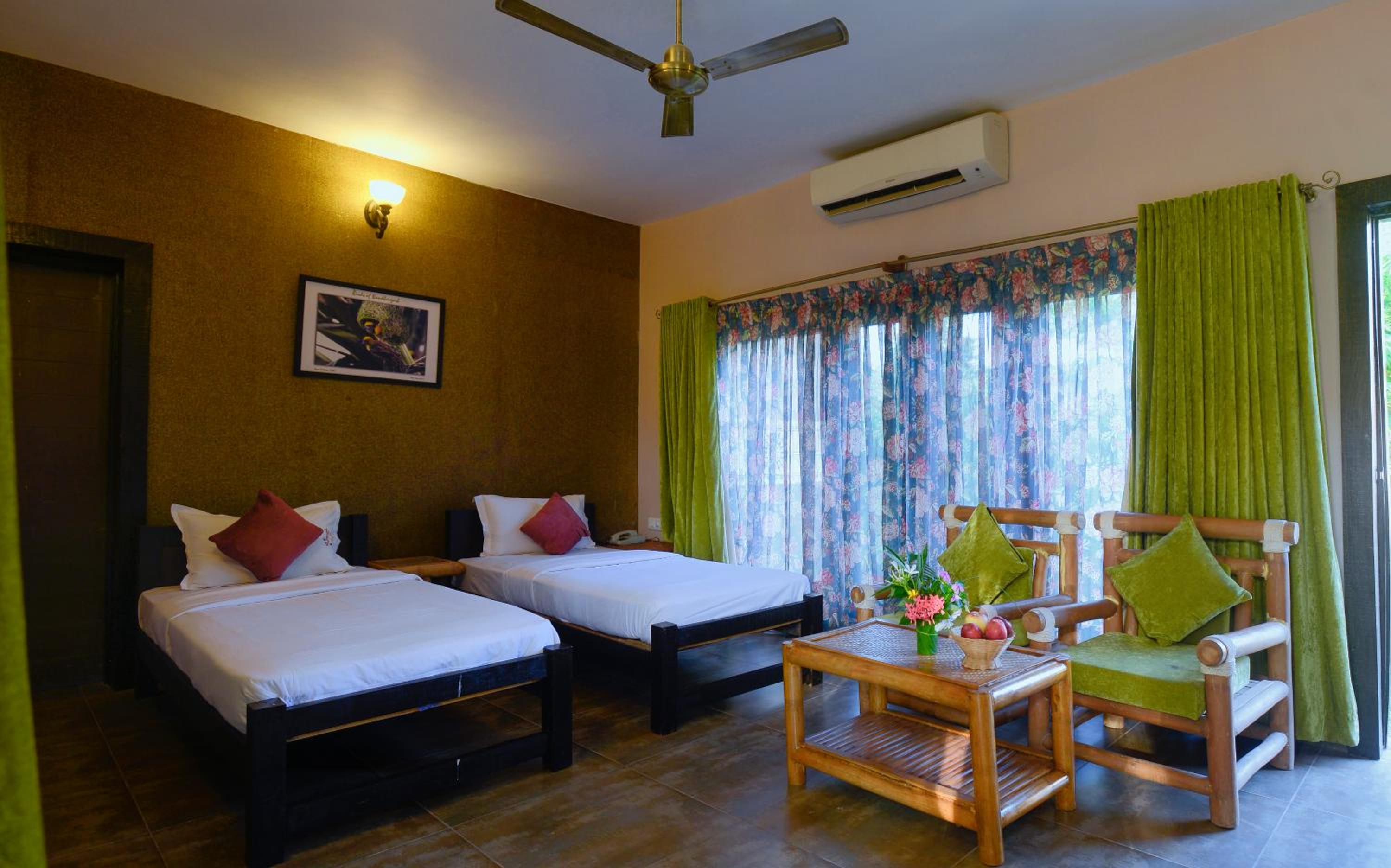Premium Double Cottage - Photo 19