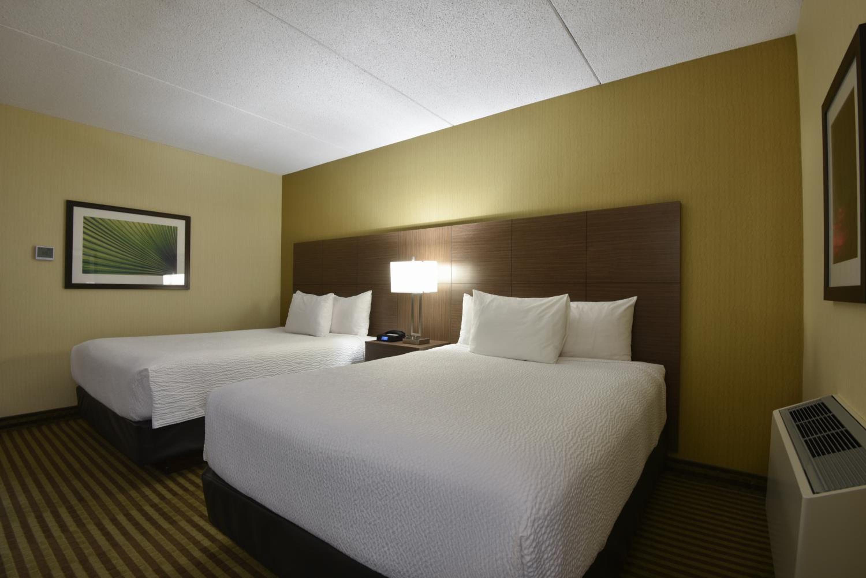 Premier Room, 2 Queen Beds - Photo 1