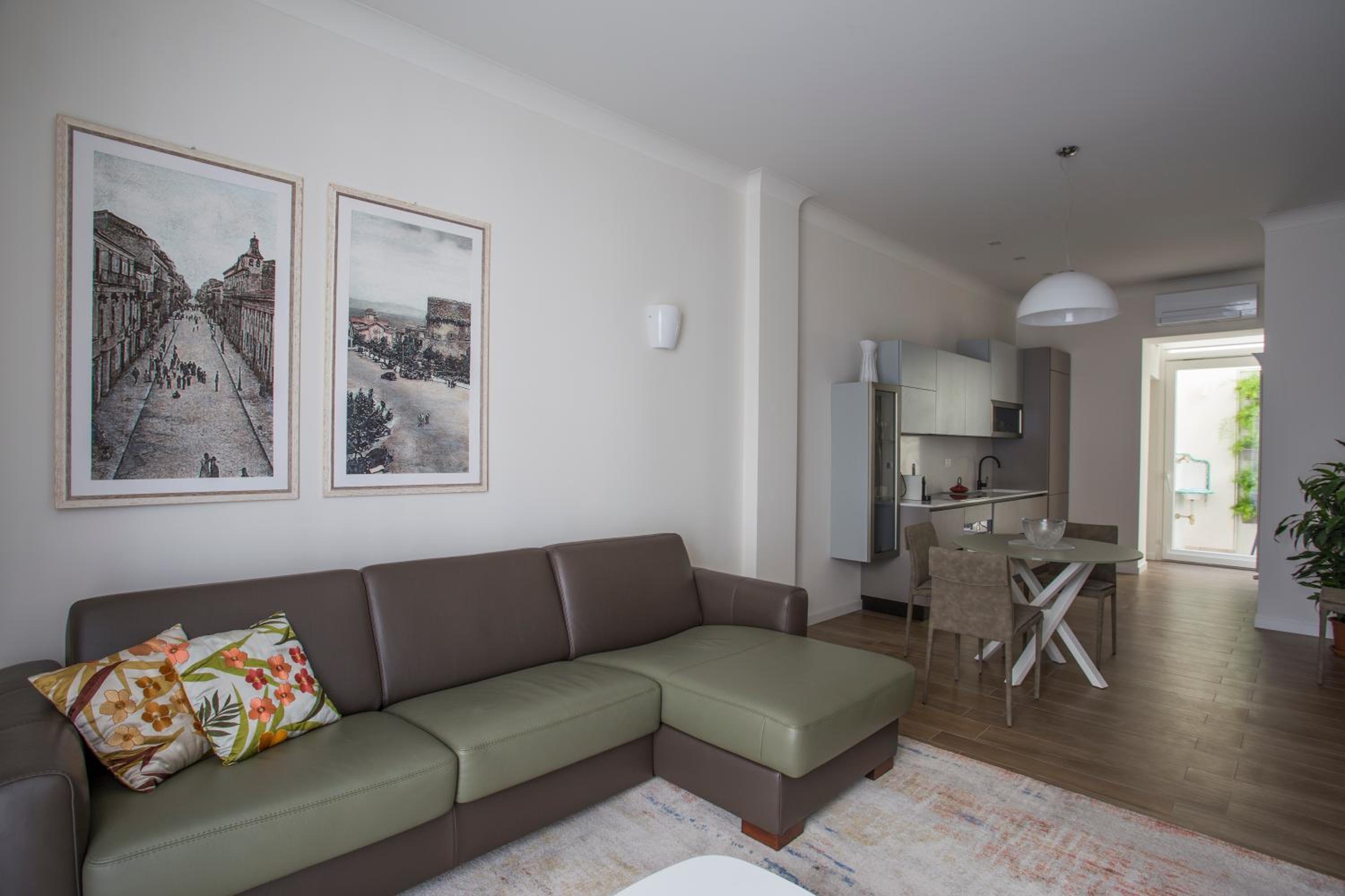 One-Bedroom Apartment