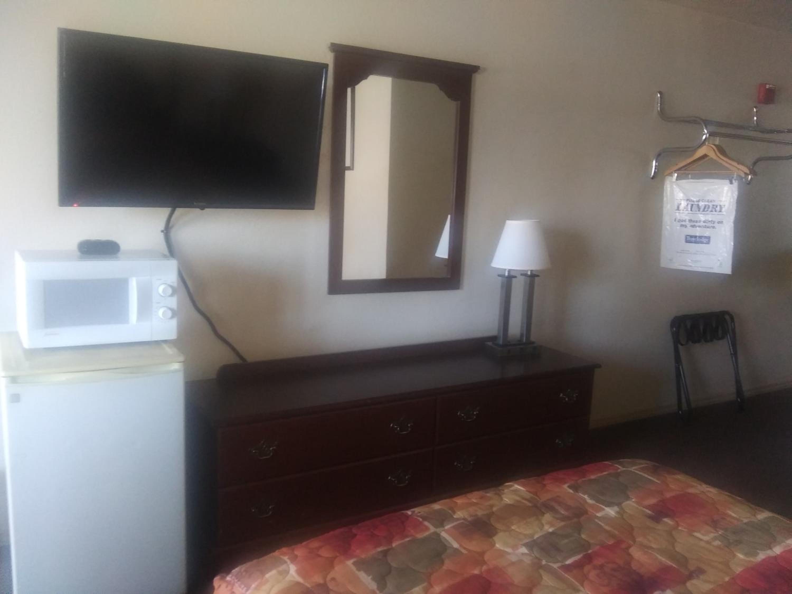 Single Room - Disability Access photo 2