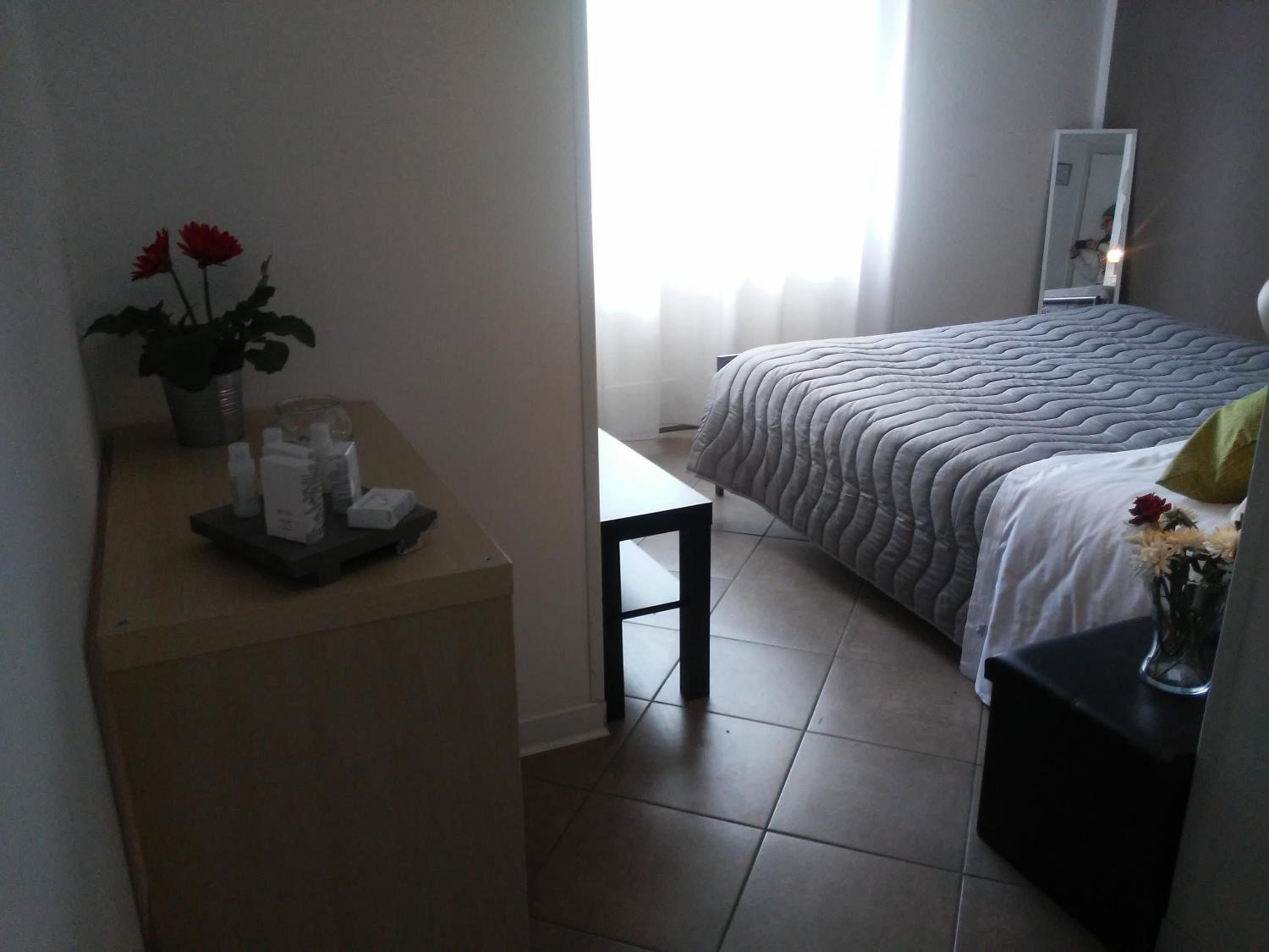 Double Room - Photo 17