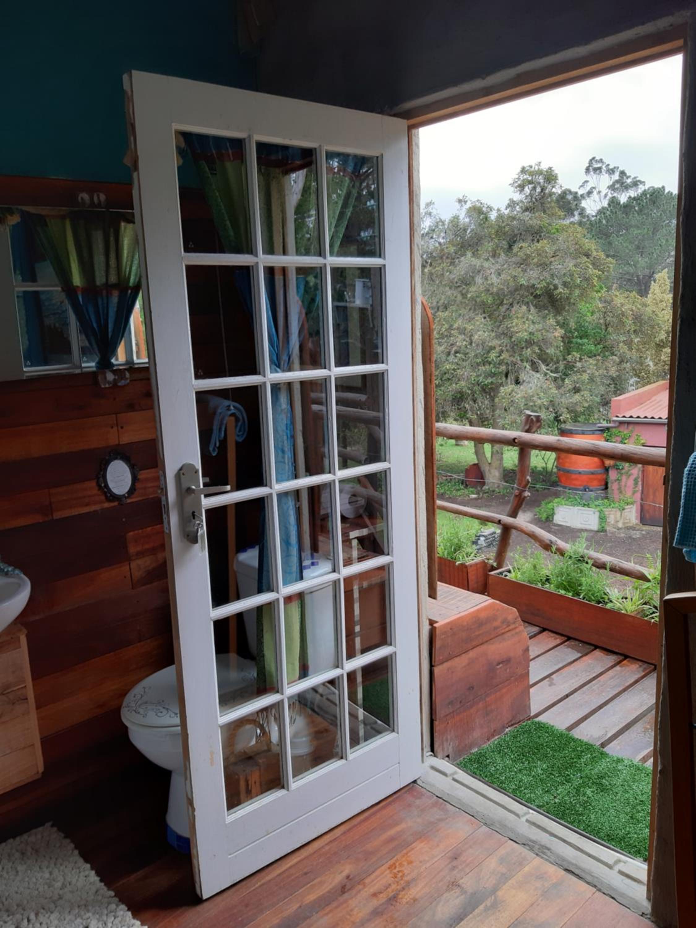 Small Double Room - Photo 16