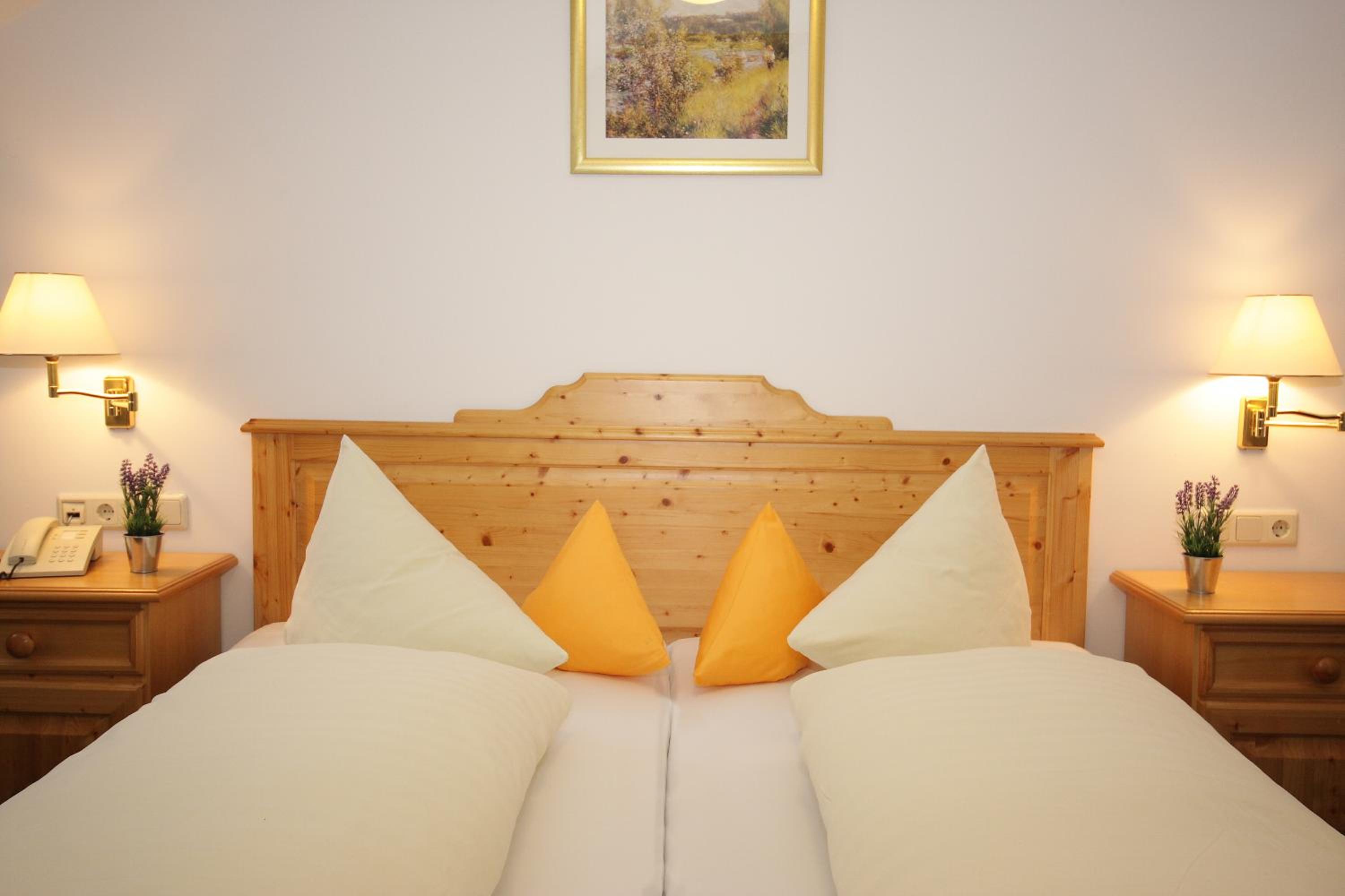 Double Room - Photo 3