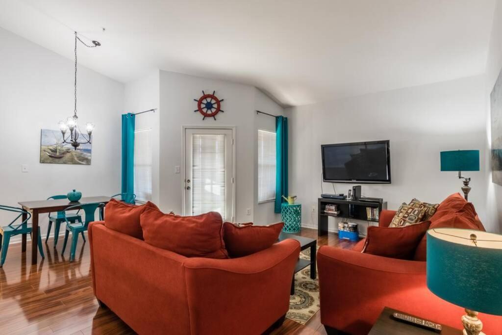 Two-Bedroom Apartment photo 1