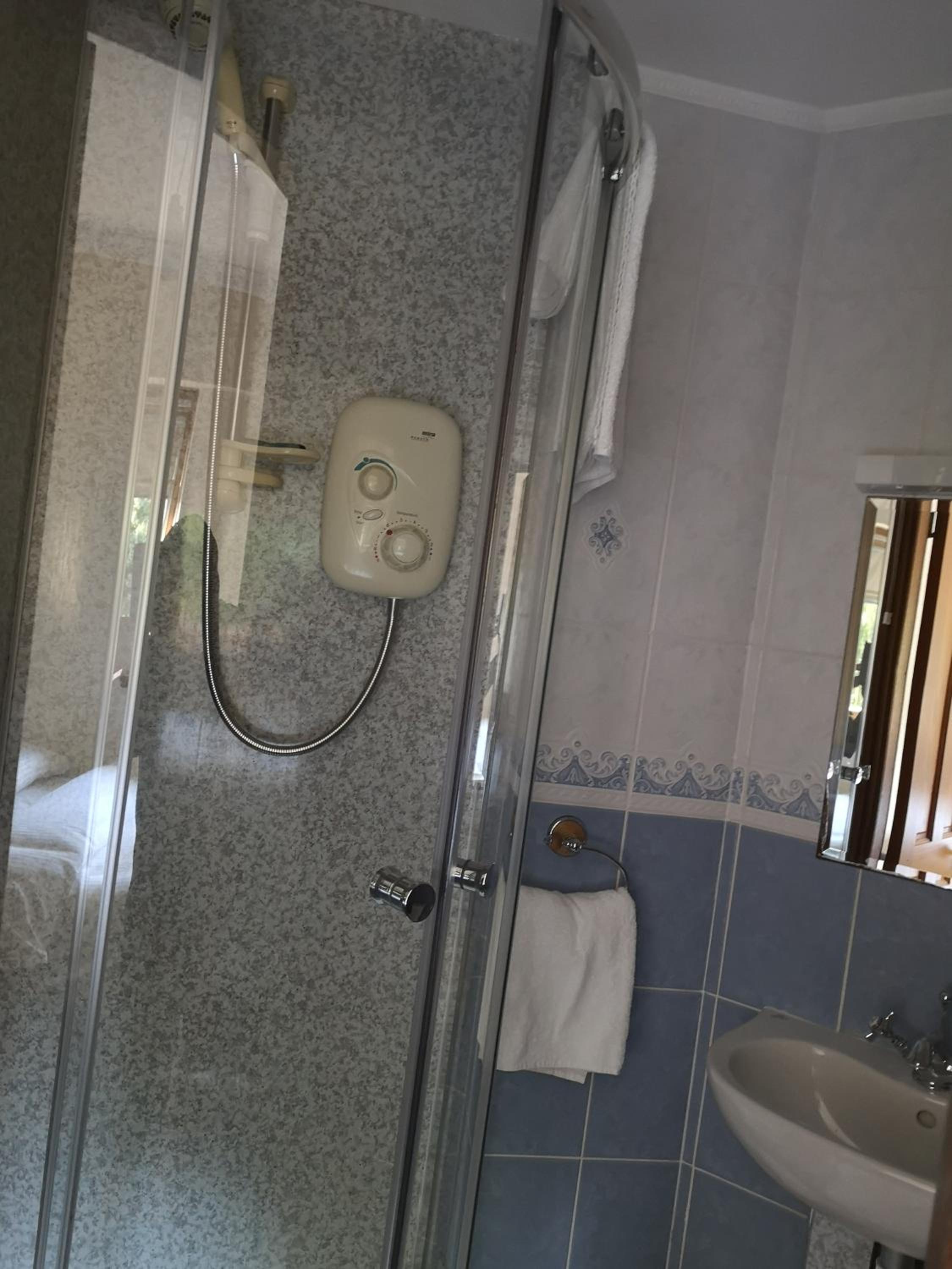 Double Room with Private Bathroom photo 3