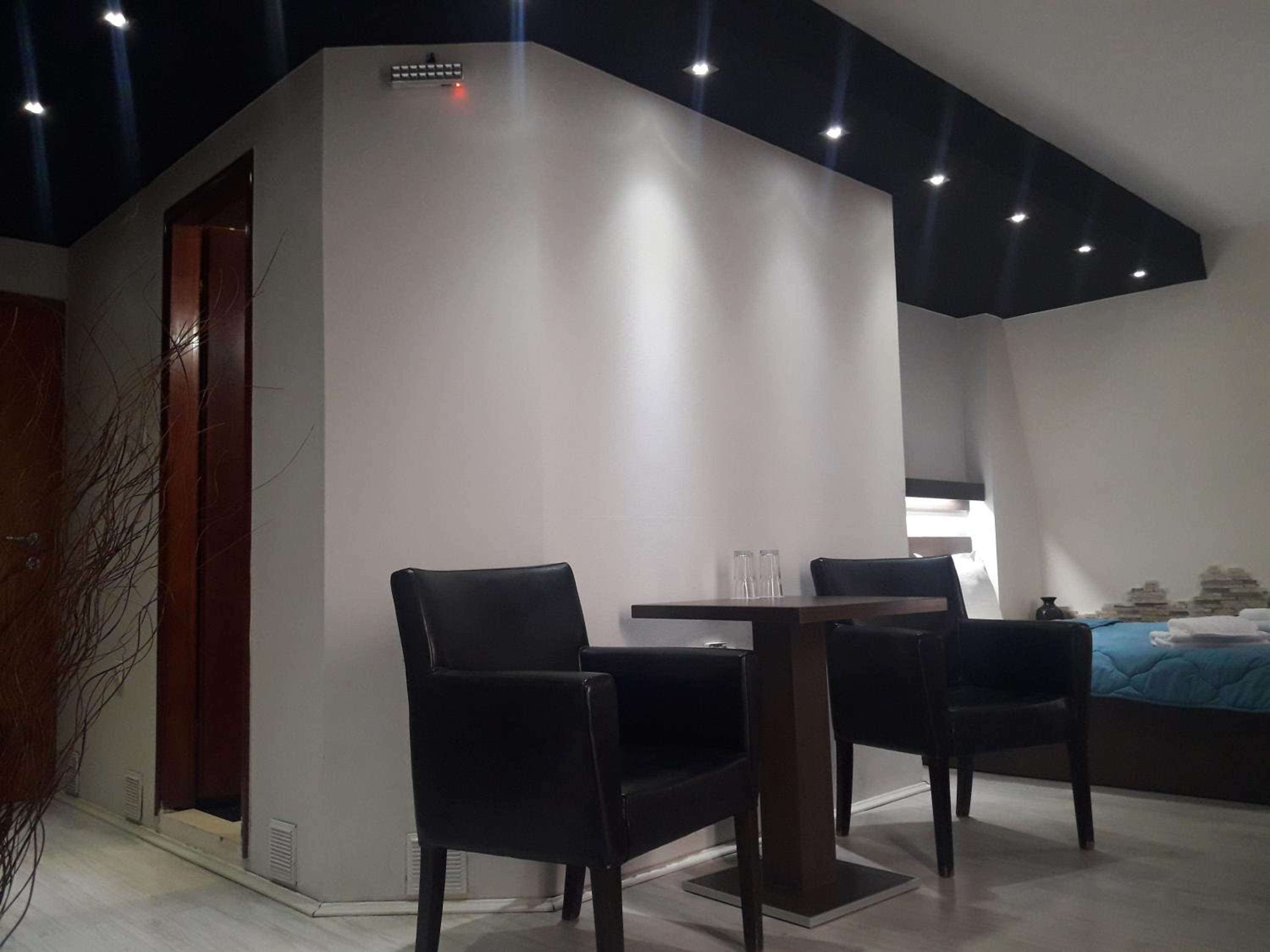 Quadruple Room - Photo 1