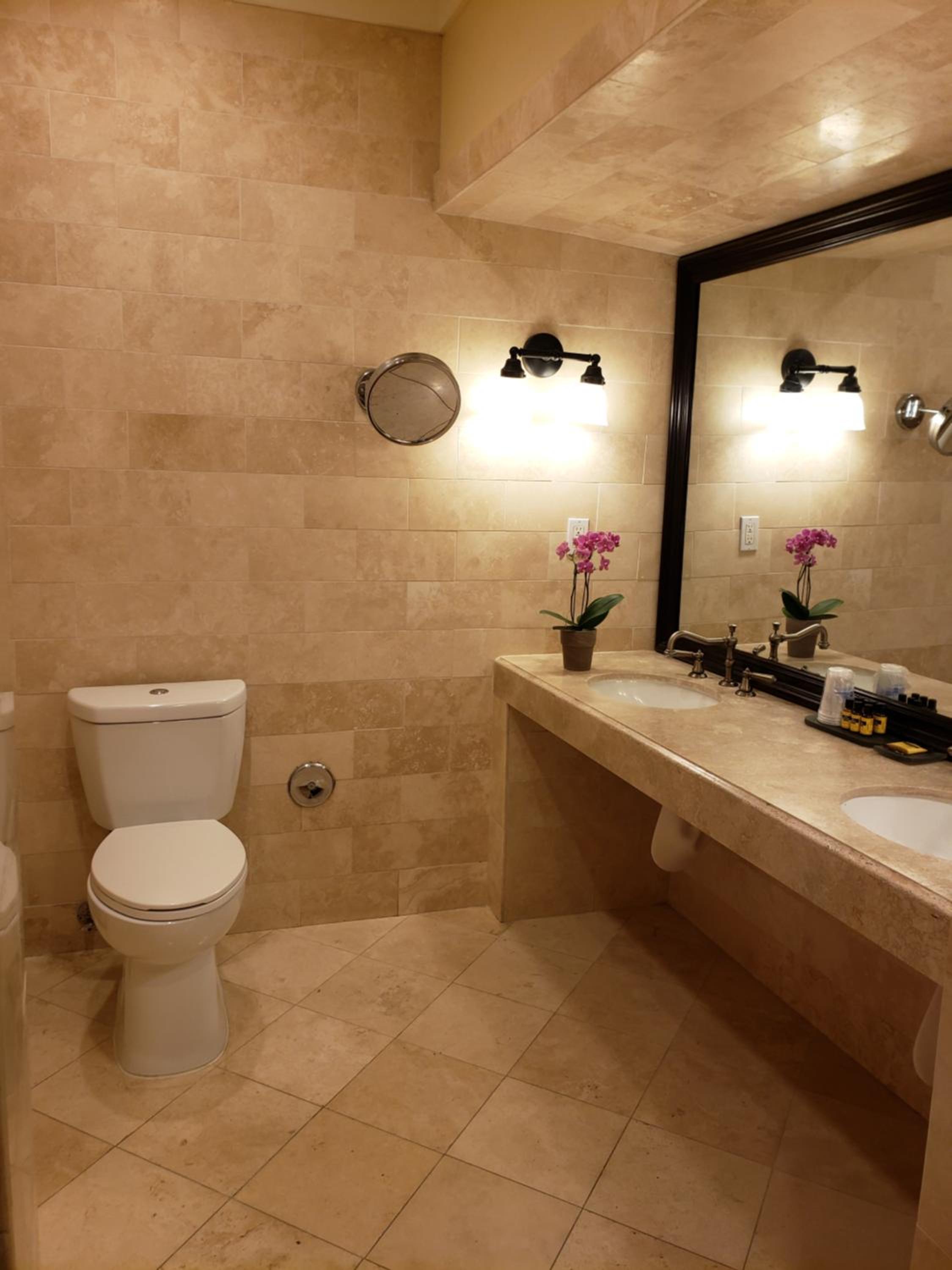 Queen Suite with Four Queen Beds