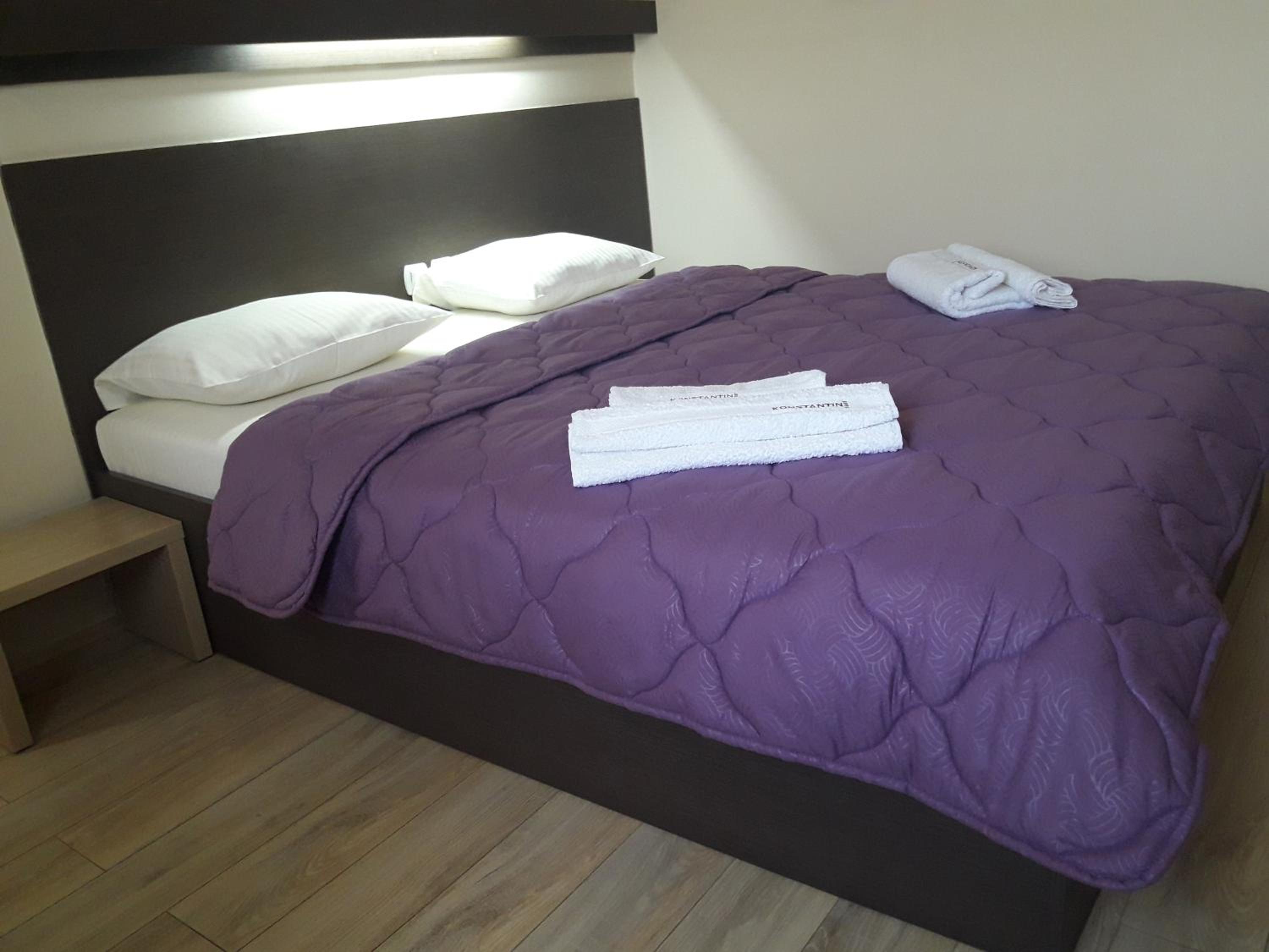 Double Room - Photo 15