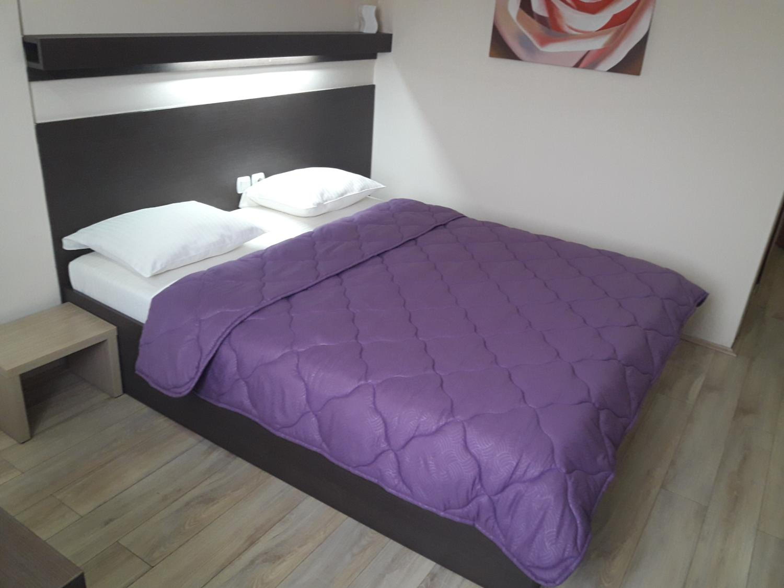 Double Room - Photo 20