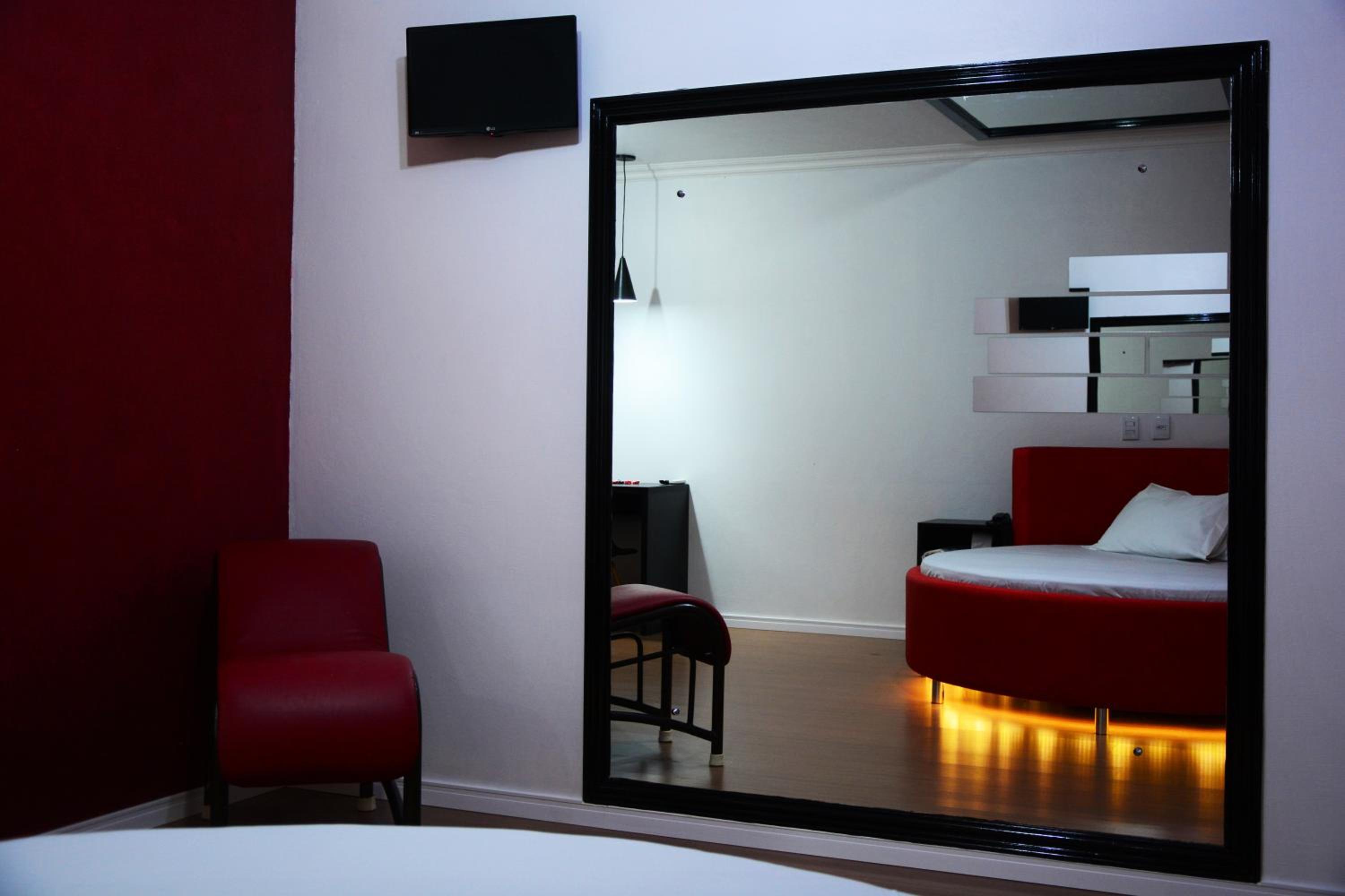 Standard Double Room - Photo 3