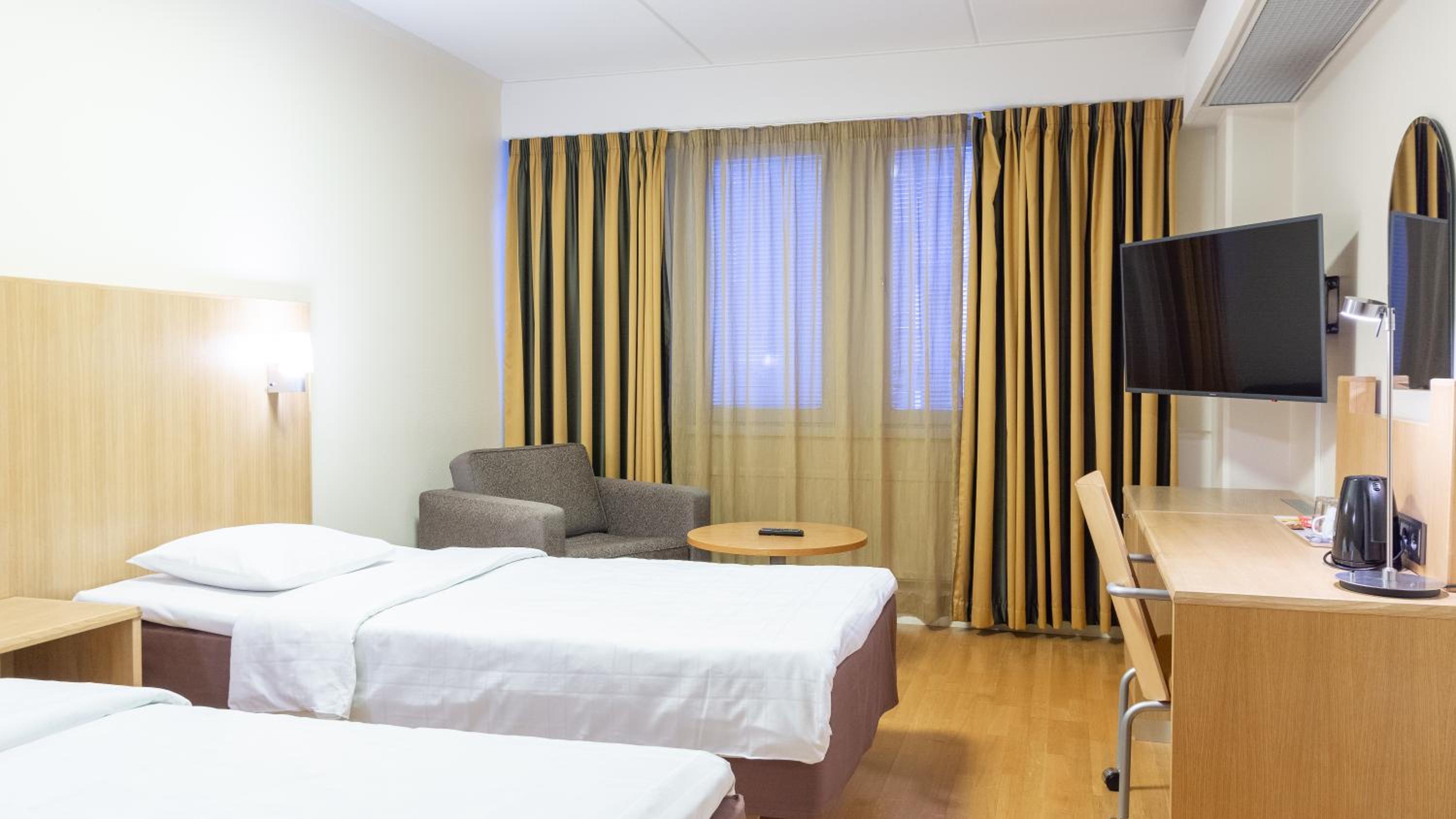 Comfort Twin Room - Photo 1