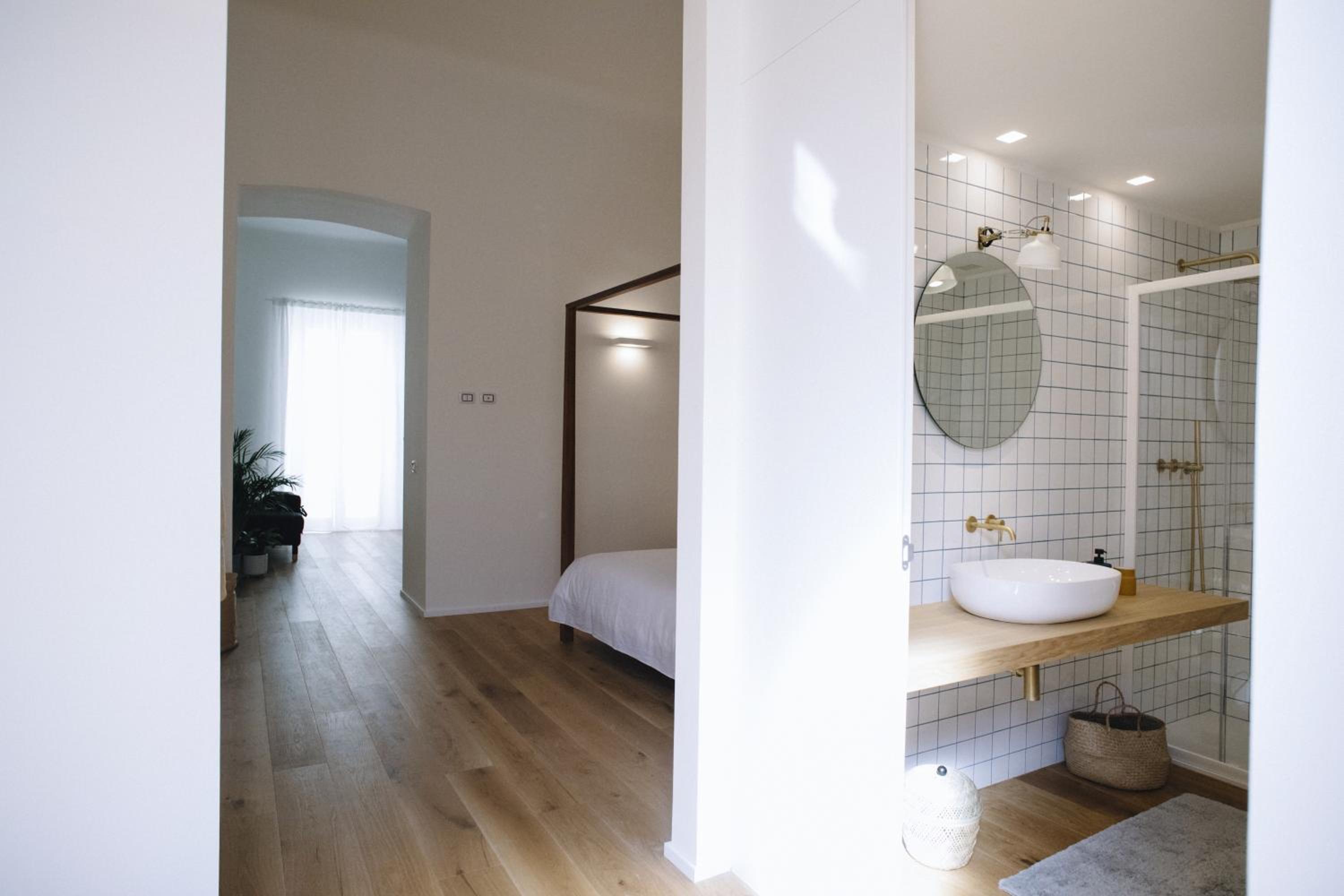 One-Bedroom Apartment - Photo 13