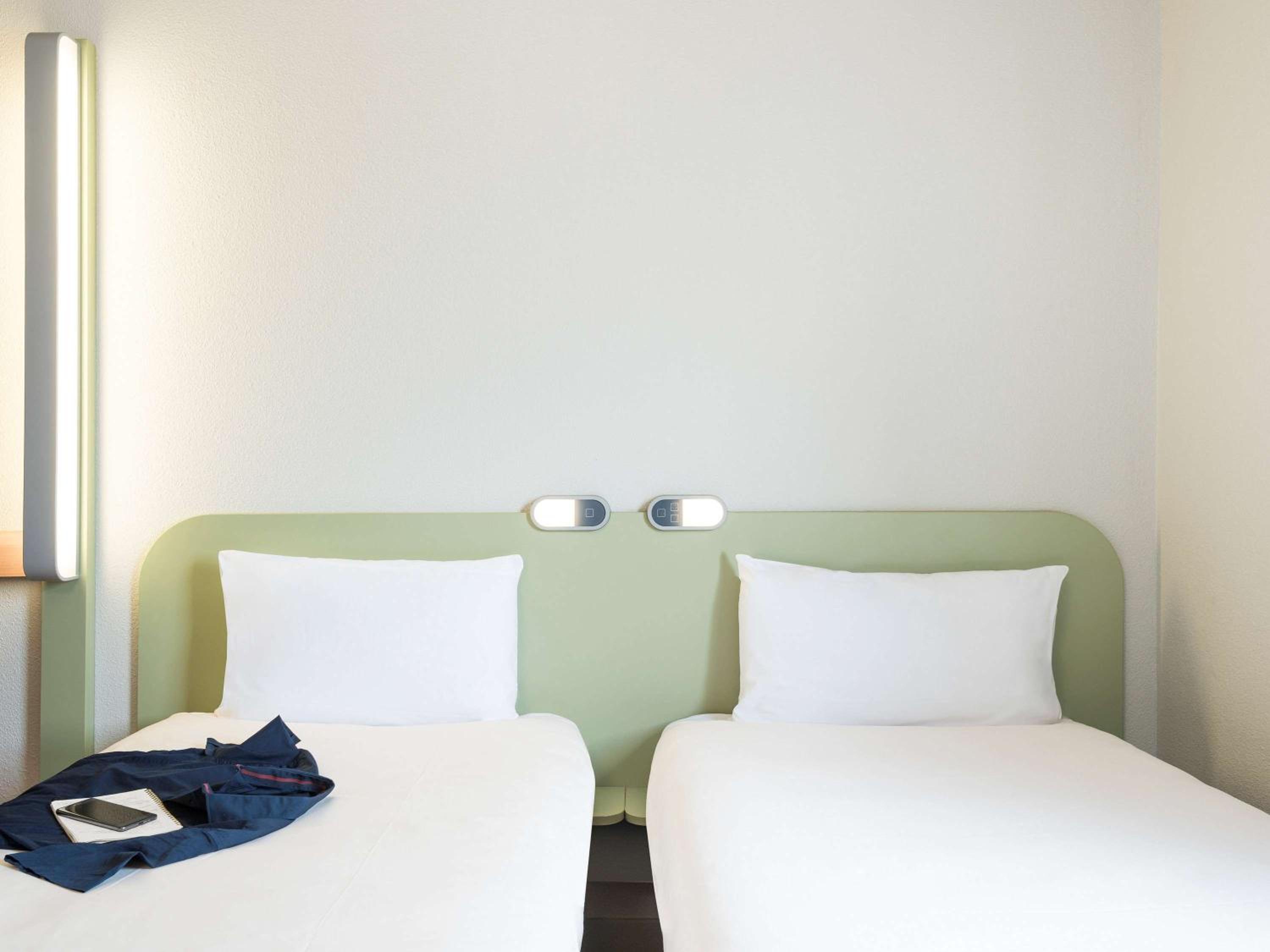 Twin Room photo 2